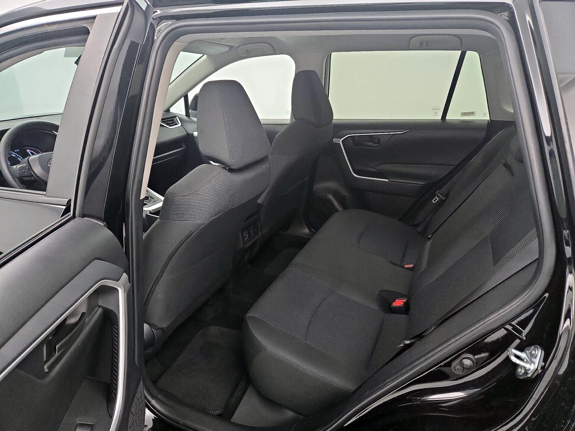 Thumbnail: 2025 Toyota RAV4 - 19