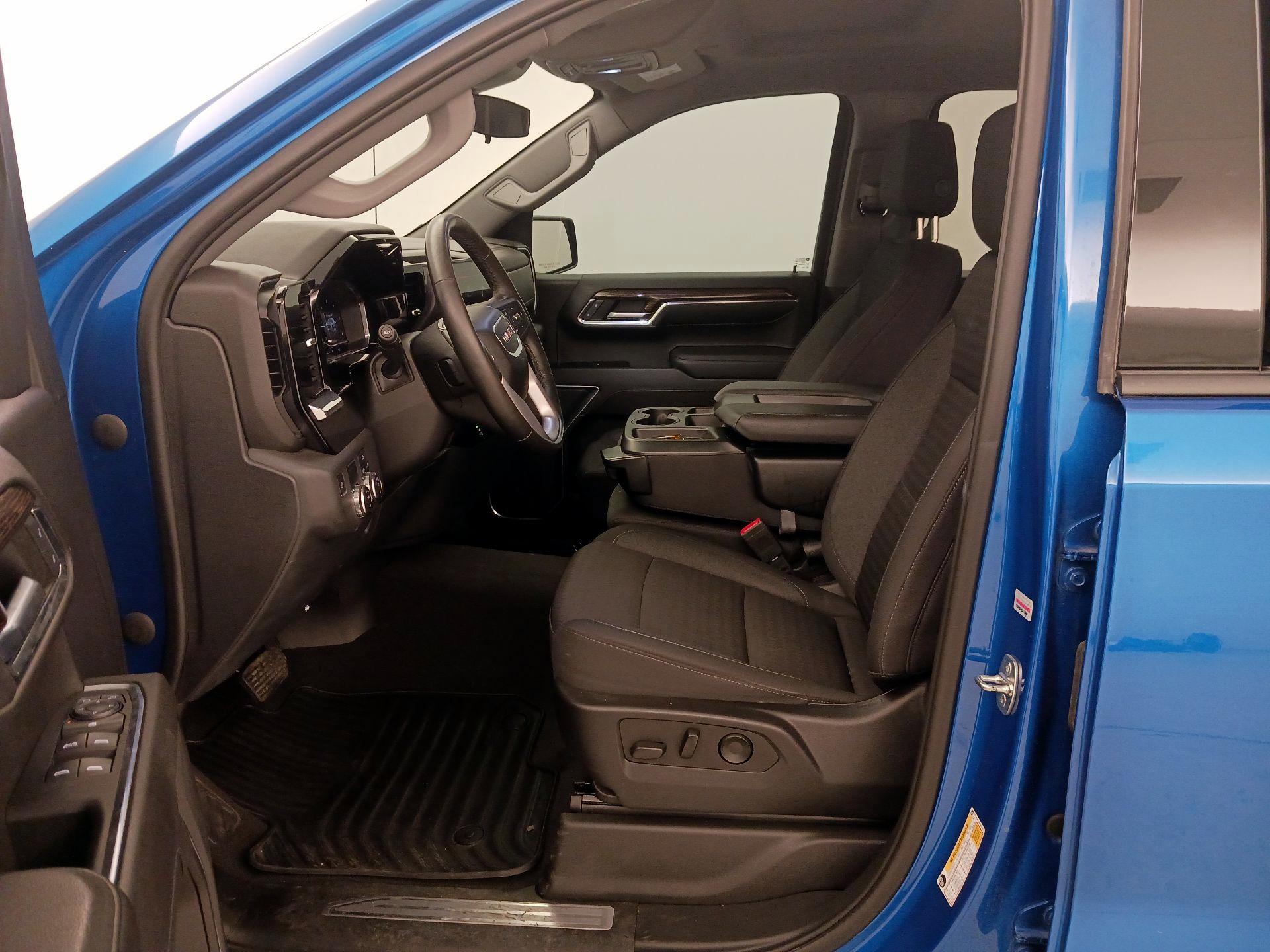 Thumbnail: 2022 GMC Sierra 1500 - 11