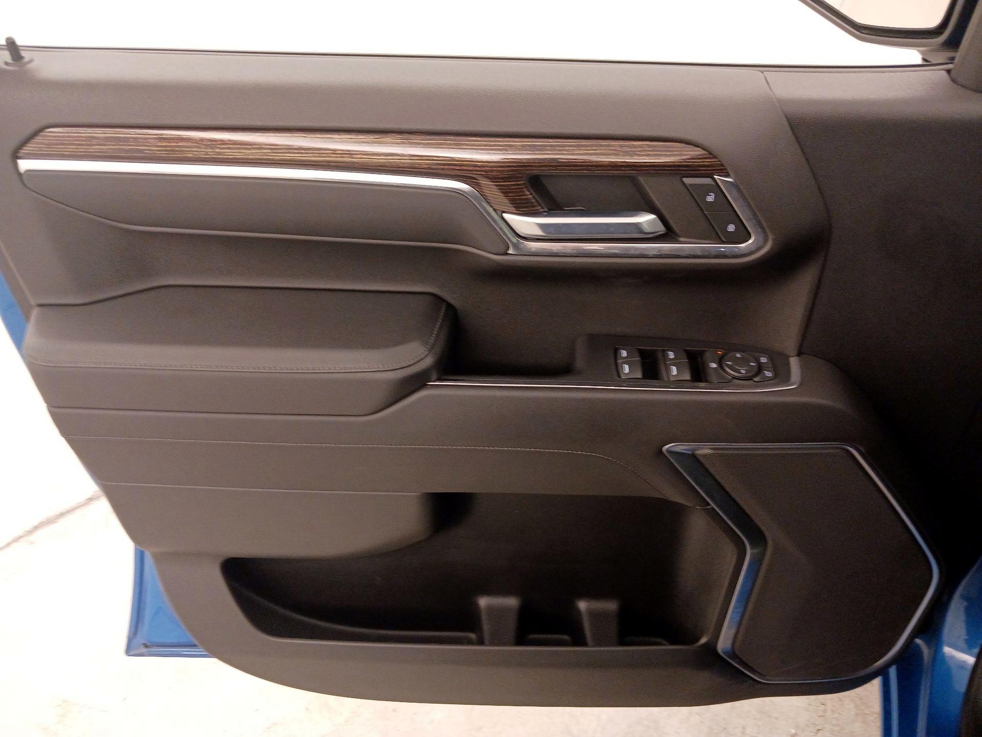 Thumbnail: 2022 GMC Sierra 1500 - 12