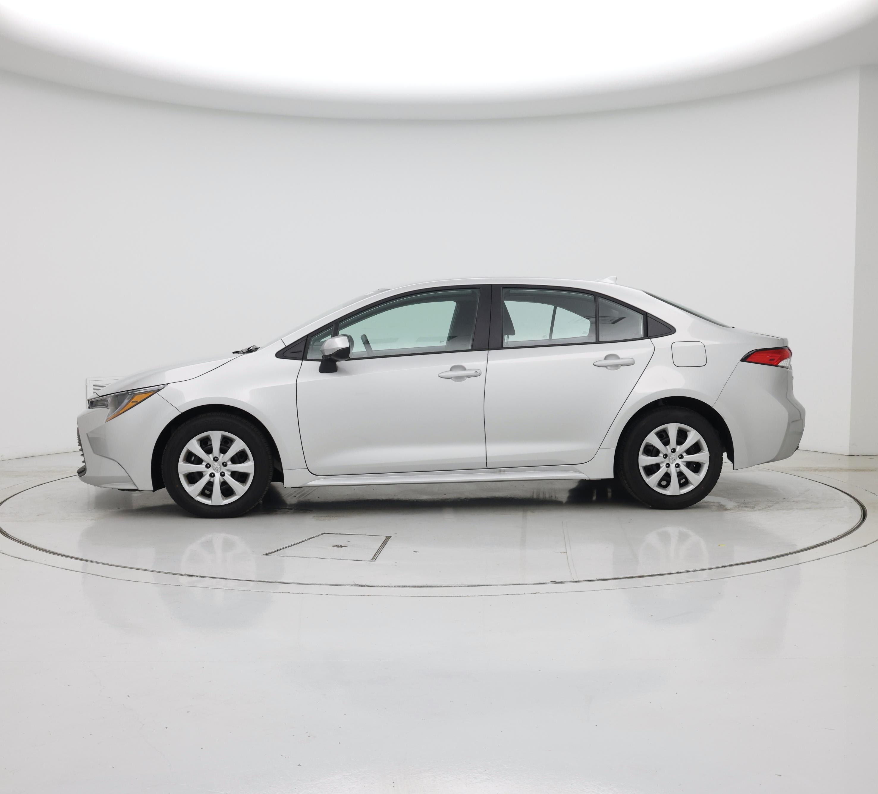 Thumbnail: 2025 Toyota Corolla - 3