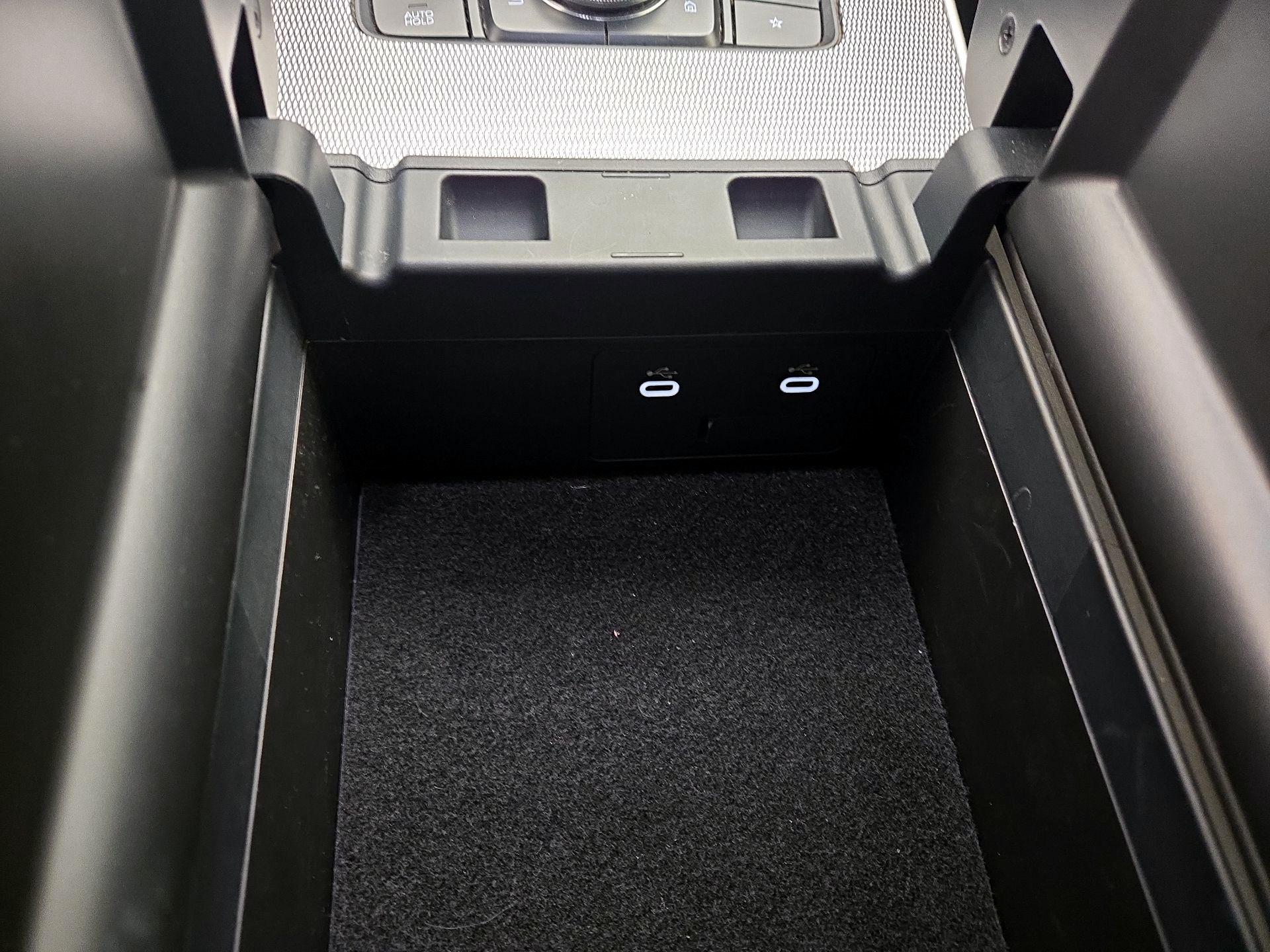 Thumbnail: 2024 Mazda CX-90 - 18