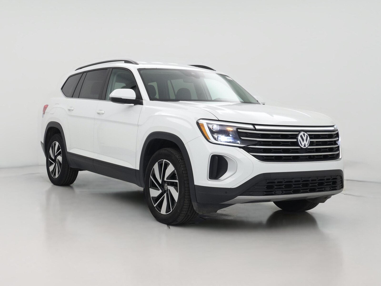 2024 Volkswagen Atlas SE w/Tech