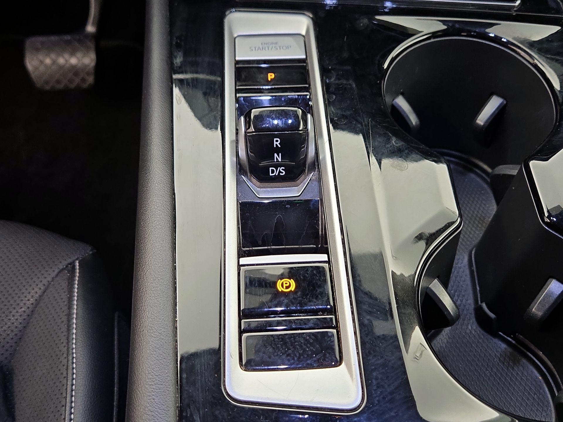 Thumbnail: 2024 Volkswagen Atlas - 17