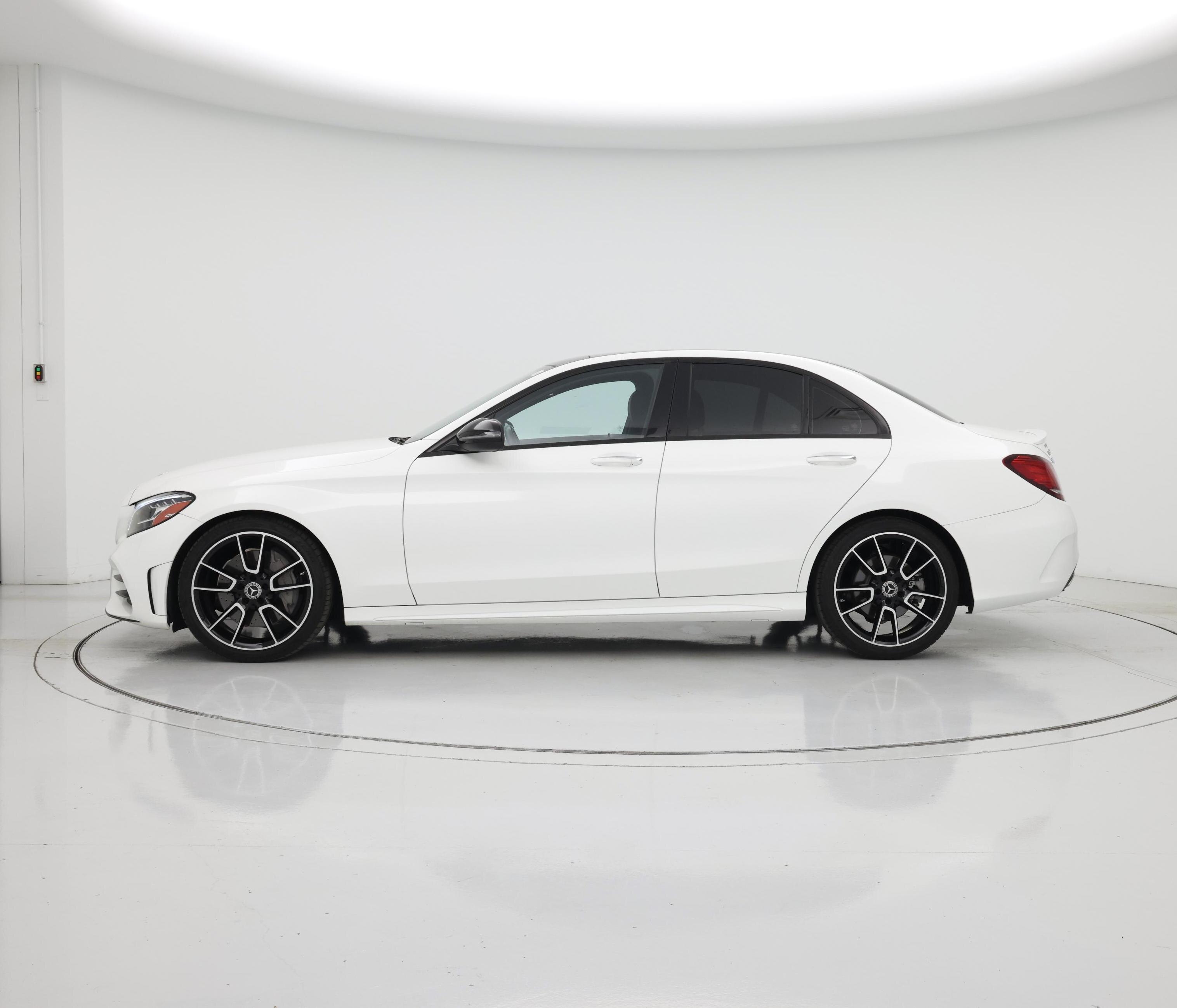Thumbnail: 2020 Mercedes-Benz C-Class - 3