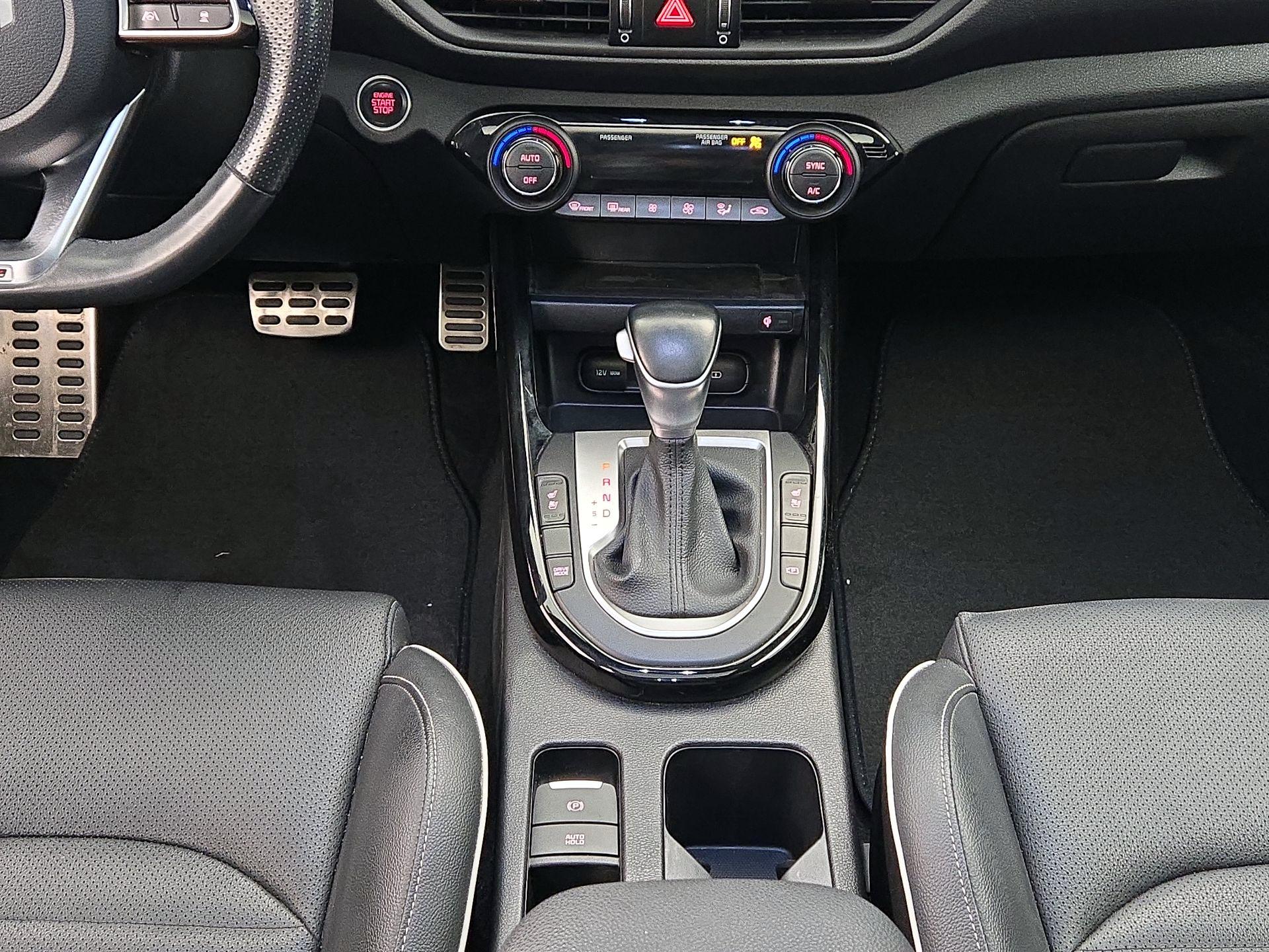 Thumbnail: 2022 Kia Forte - 18