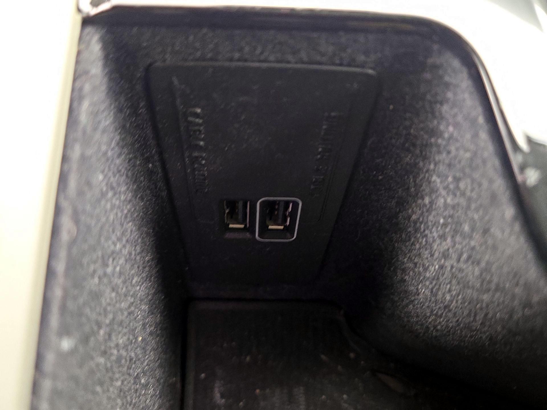 Thumbnail: 2022 Volvo XC90 - 19