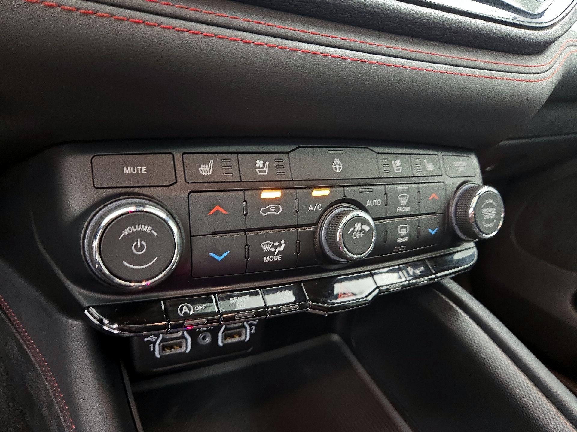 Thumbnail: 2024 Dodge Durango - 17