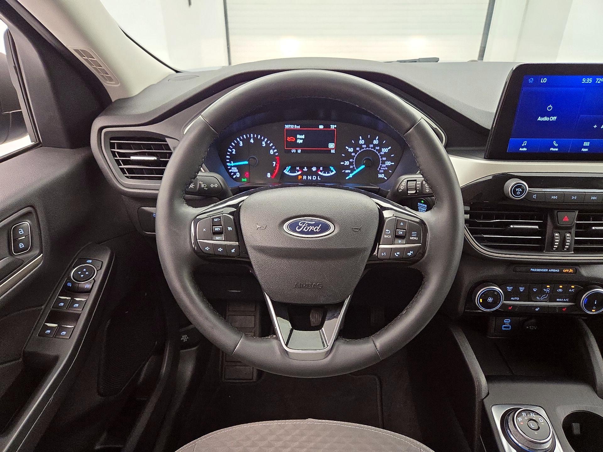 Thumbnail: 2022 Ford Escape - 10