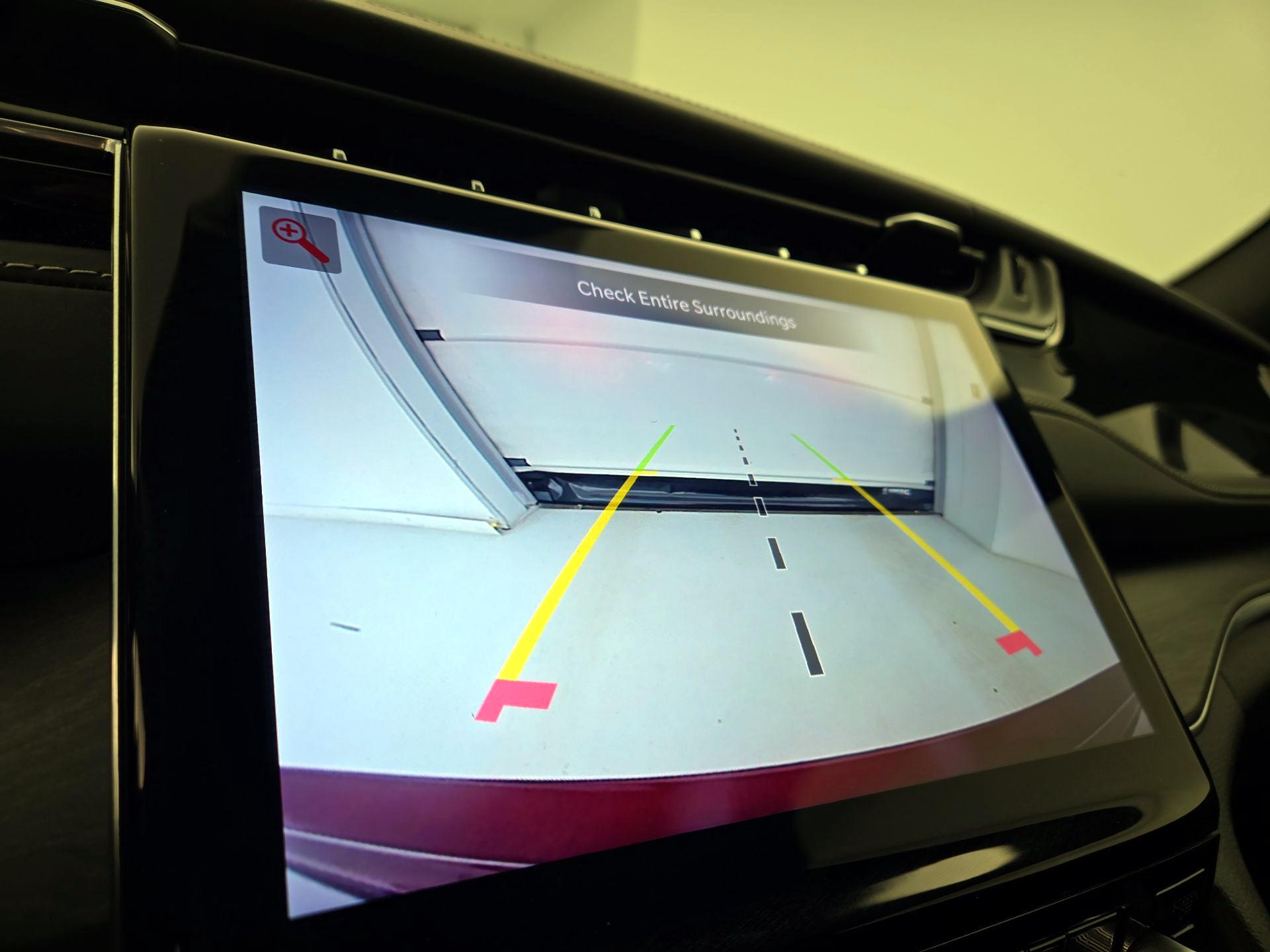 Thumbnail: 2022 Jeep Grand Cherokee - 15