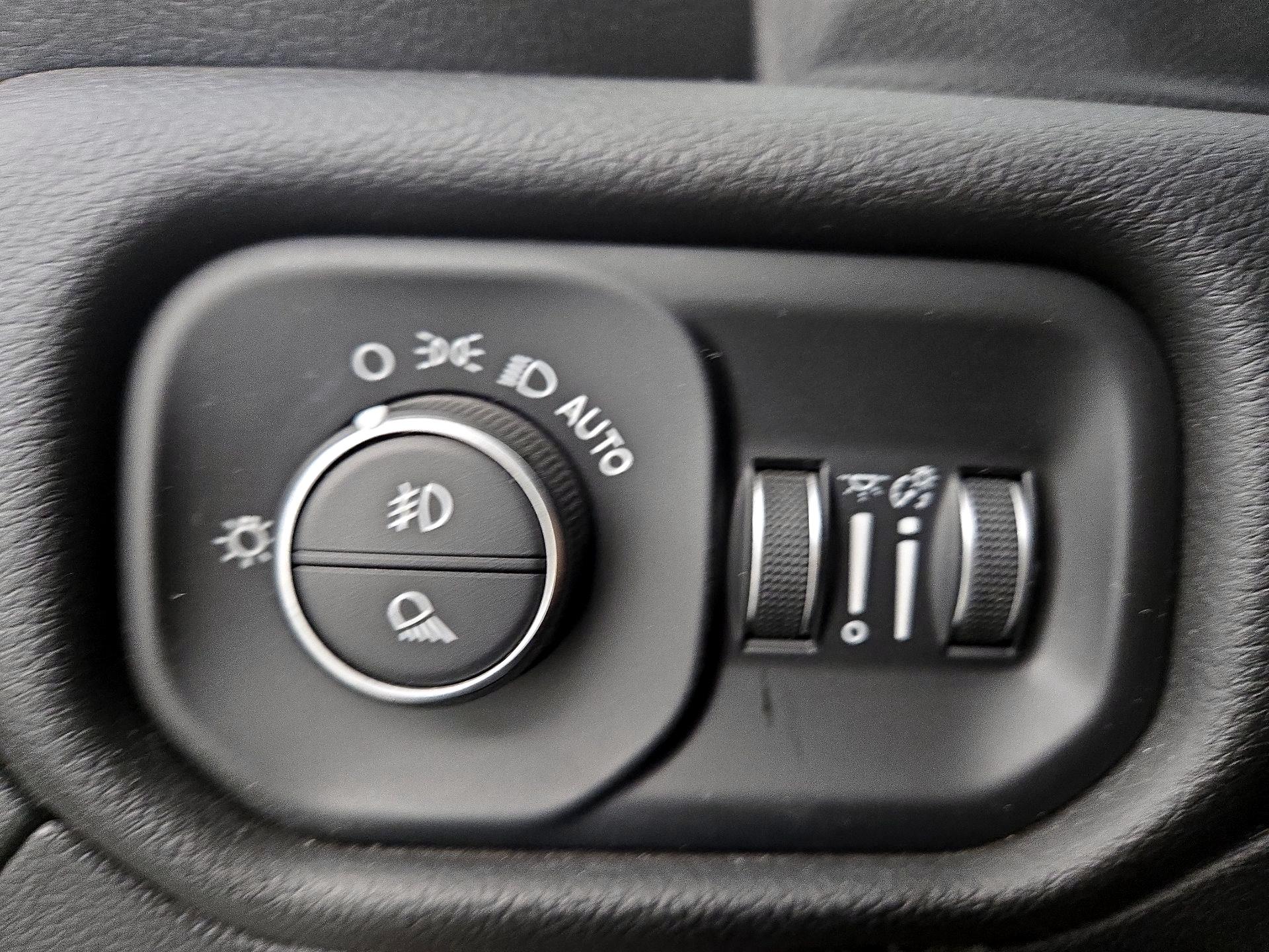 Thumbnail: 2023 RAM 1500 - 13