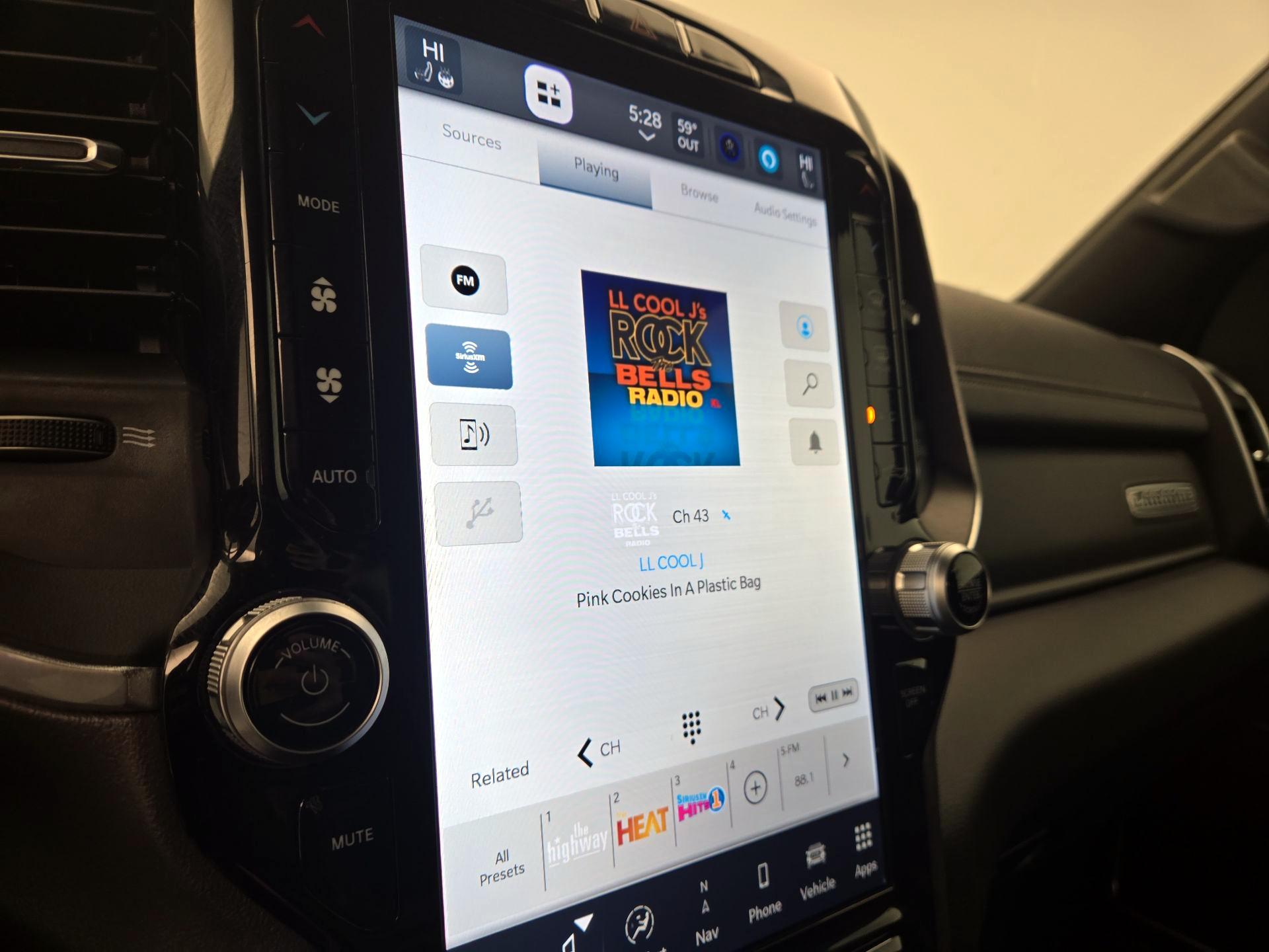 Thumbnail: 2023 RAM 1500 - 16