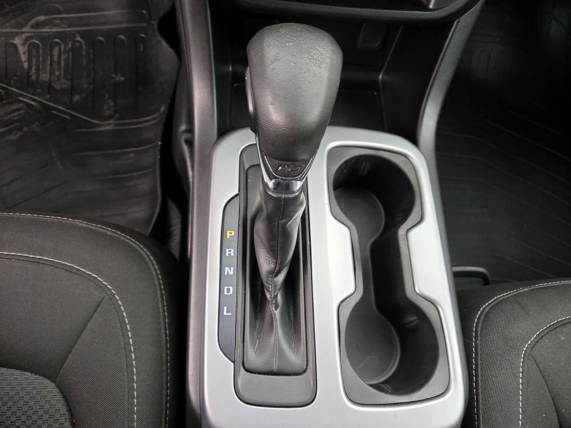 Thumbnail: 2022 Chevrolet Colorado - 17