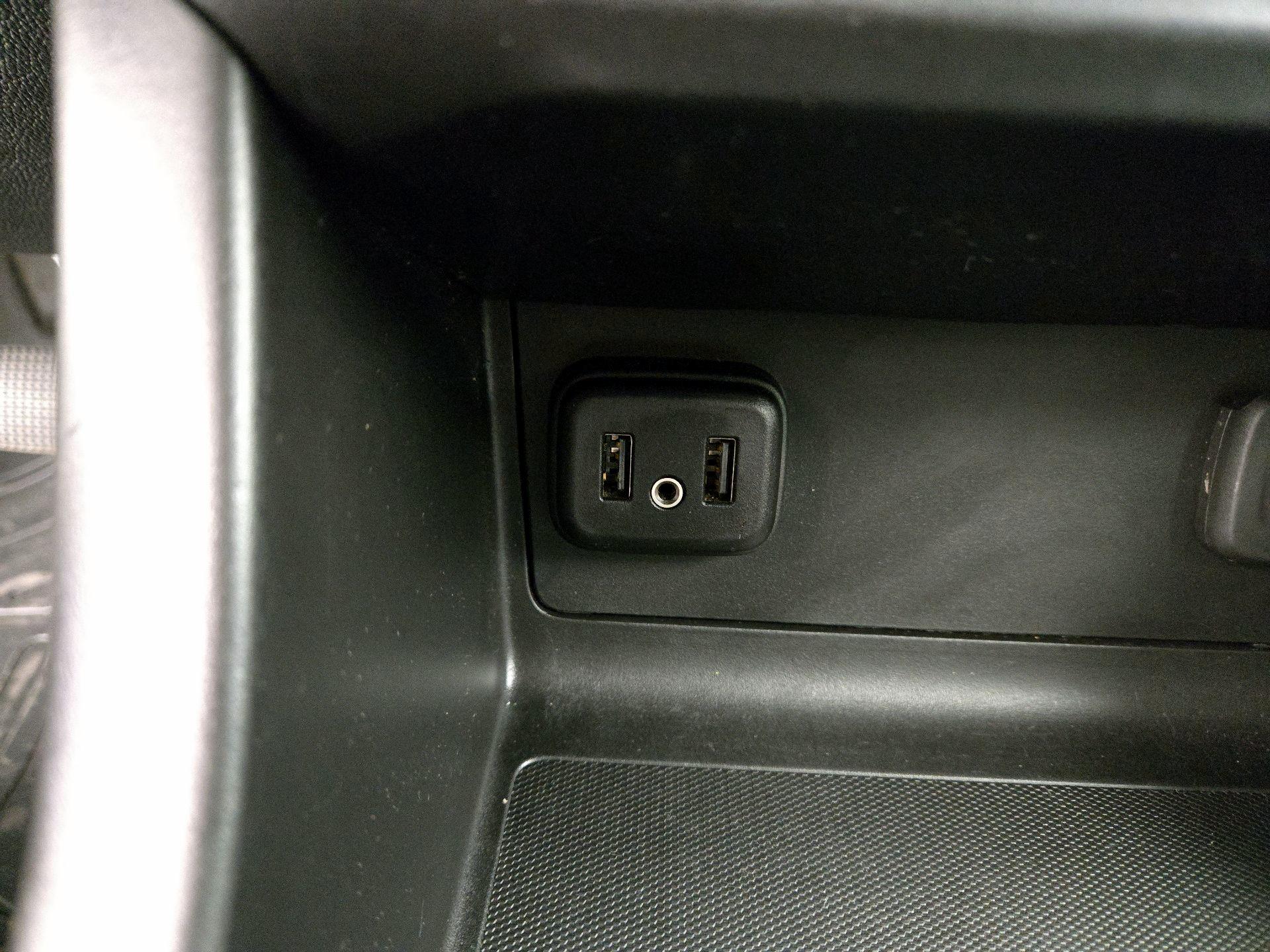 Thumbnail: 2022 Chevrolet Colorado - 18