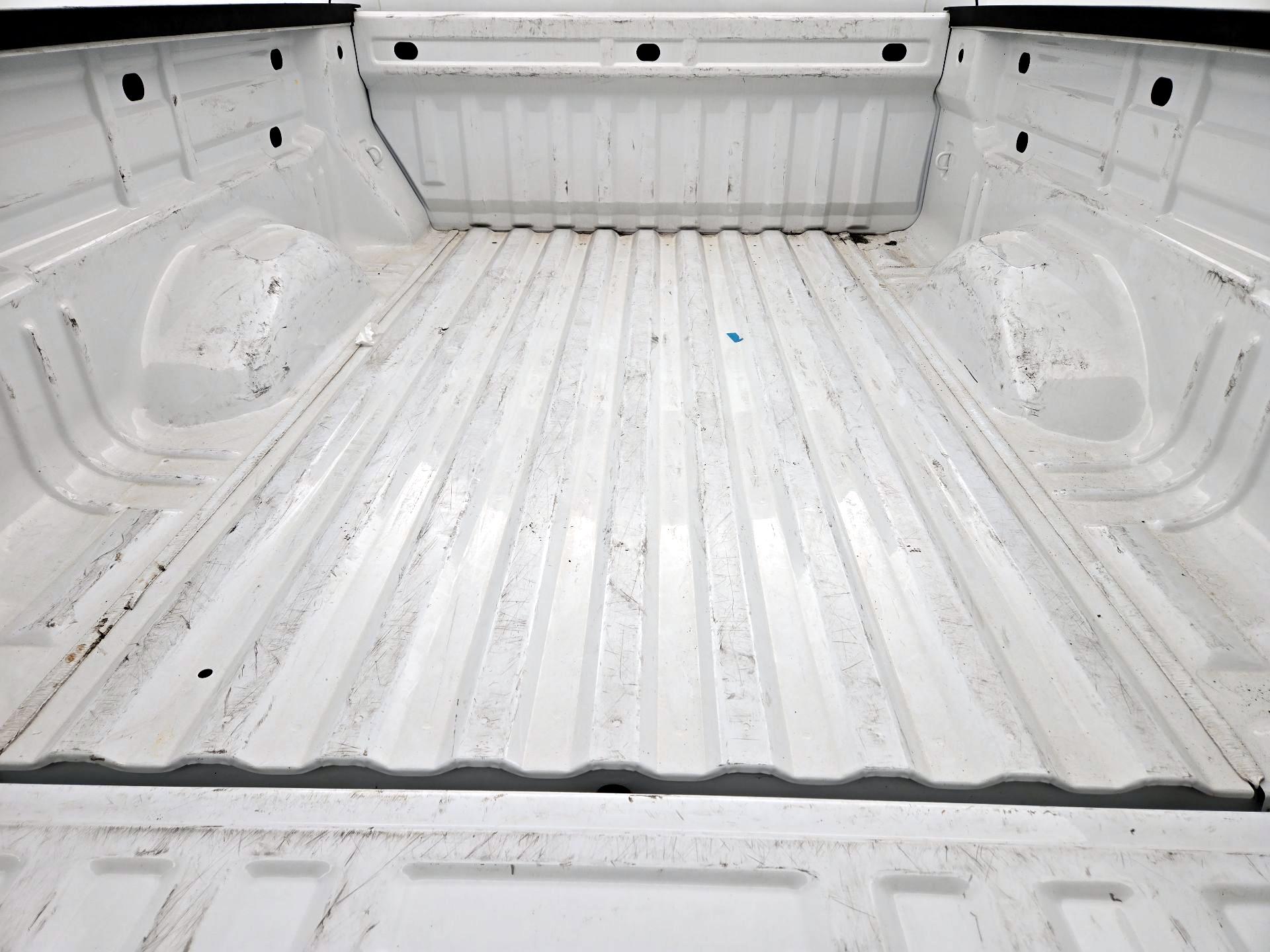 Thumbnail: 2022 Chevrolet Colorado - 20