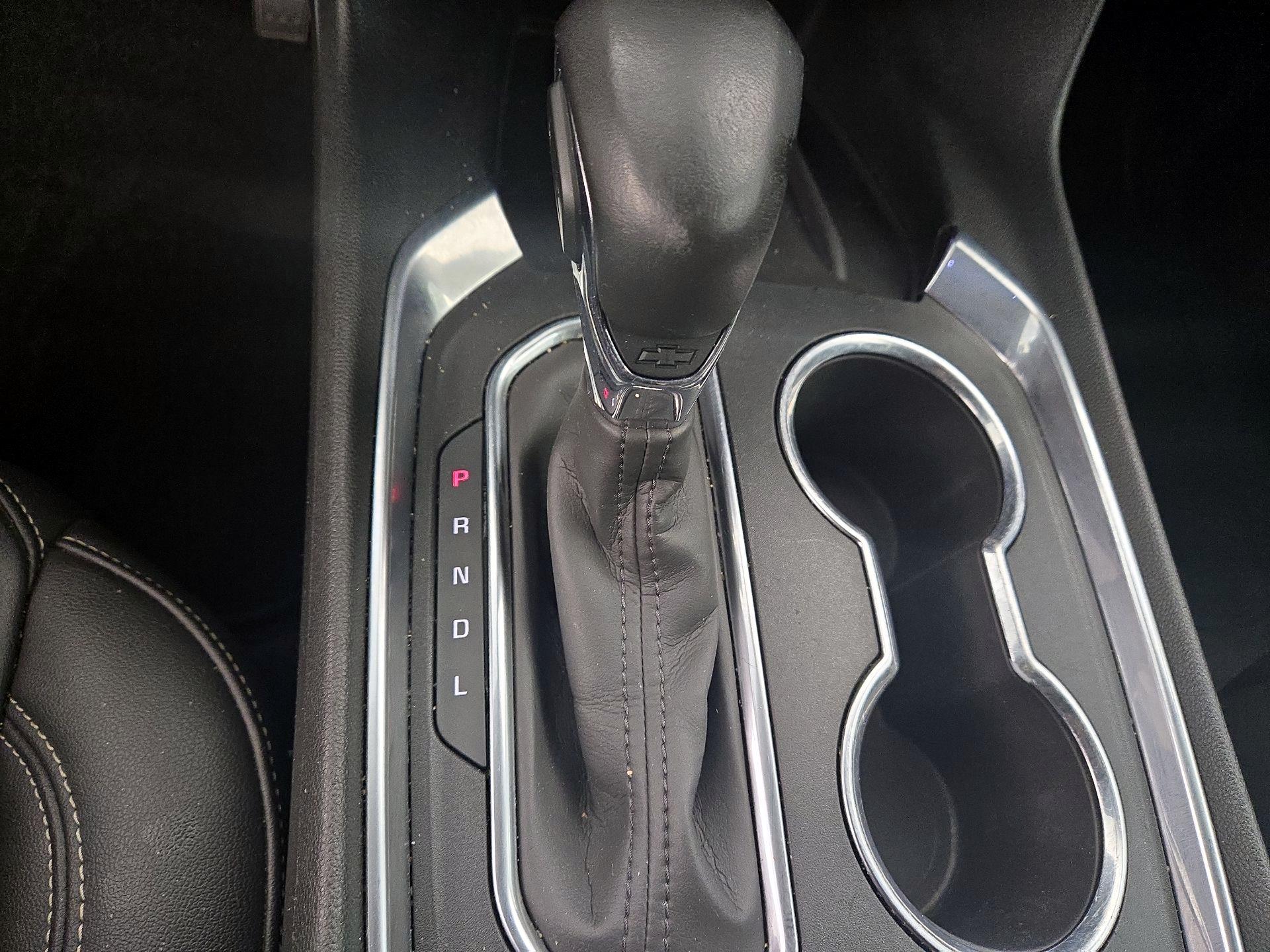 Thumbnail: 2022 Chevrolet Traverse - 17