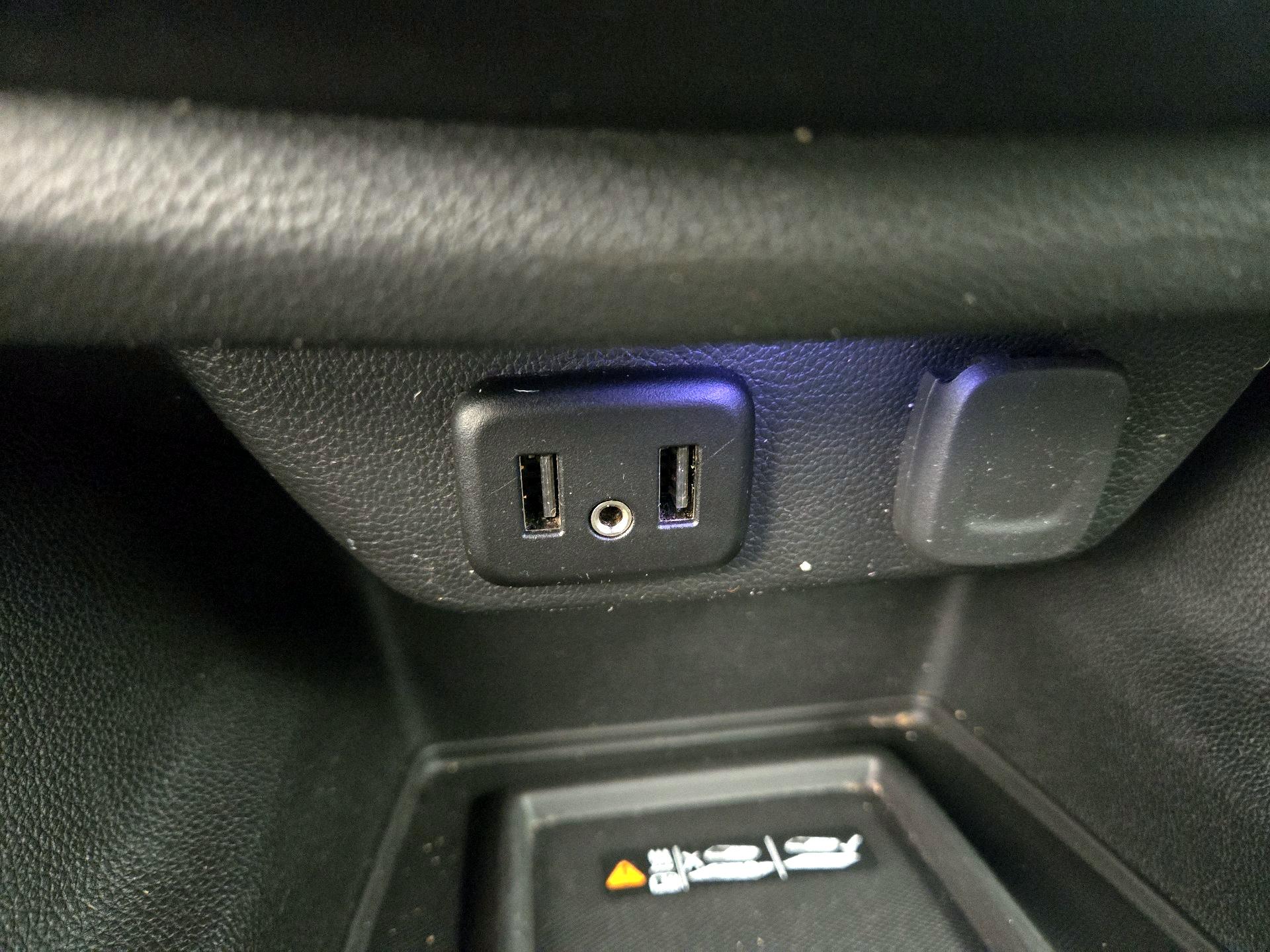 Thumbnail: 2022 Chevrolet Traverse - 18