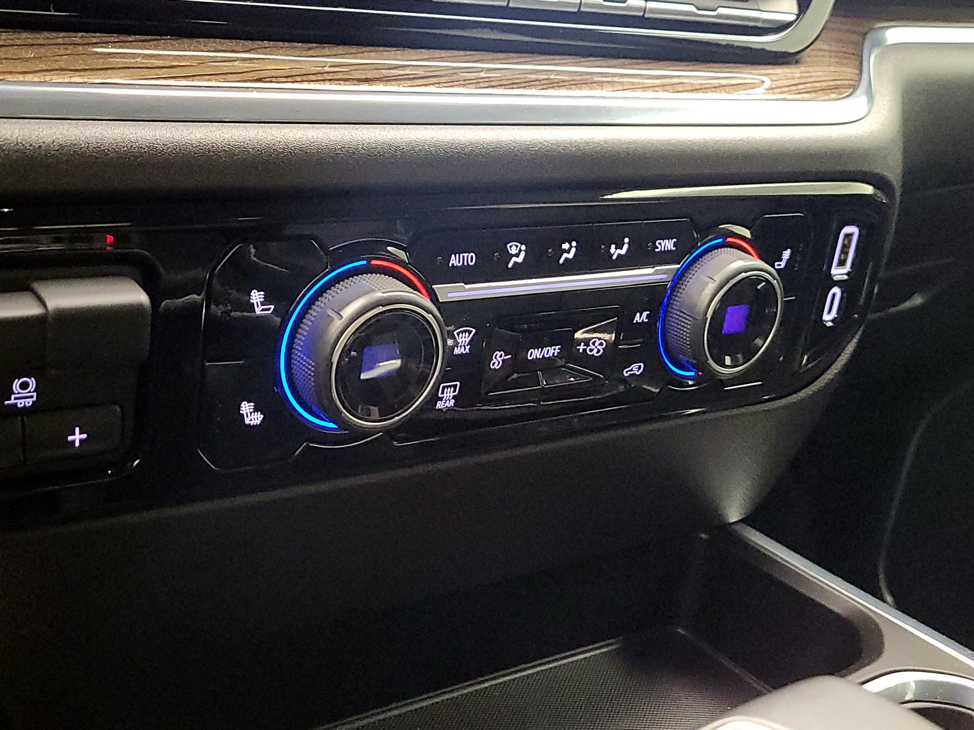 Thumbnail: 2024 Chevrolet Silverado 1500 - 16