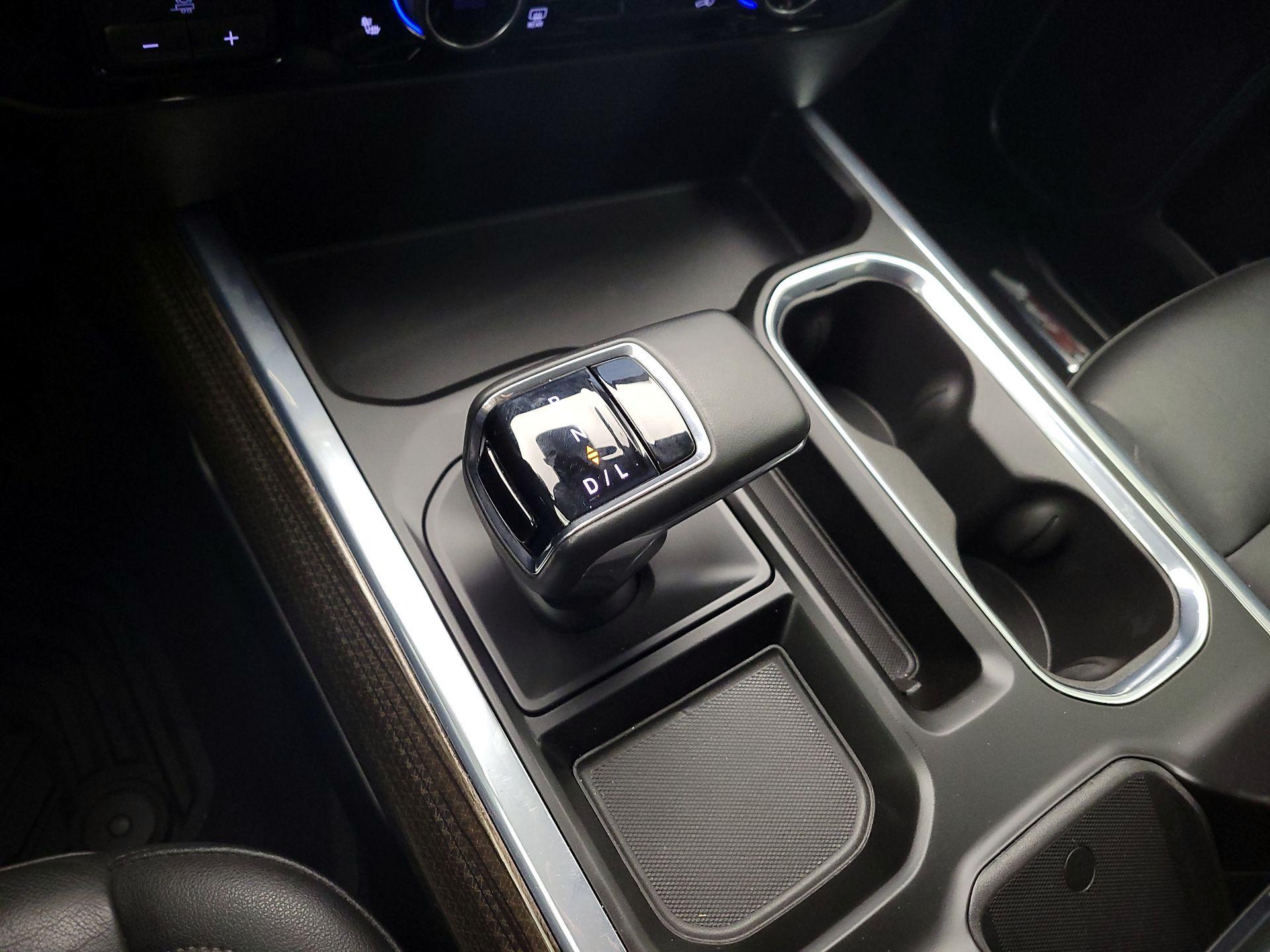 Thumbnail: 2024 Chevrolet Silverado 1500 - 17