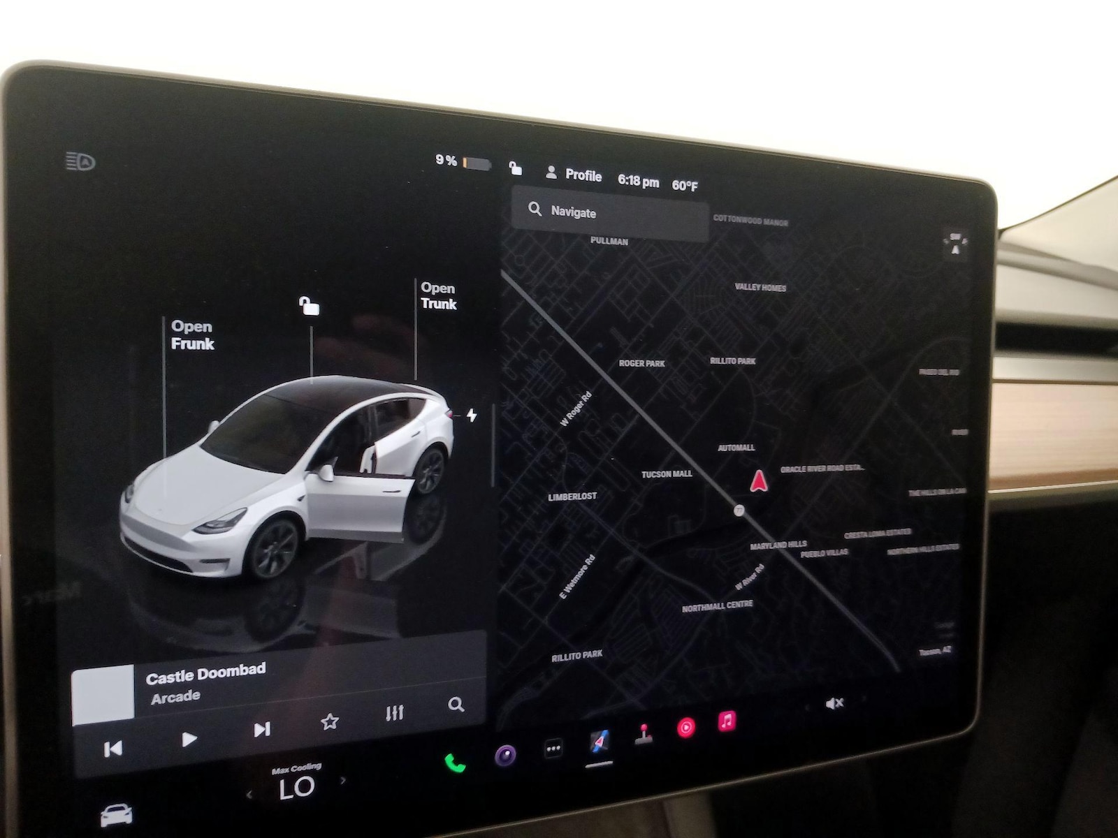 2025 Tesla Model Y Long Range - Photo 14