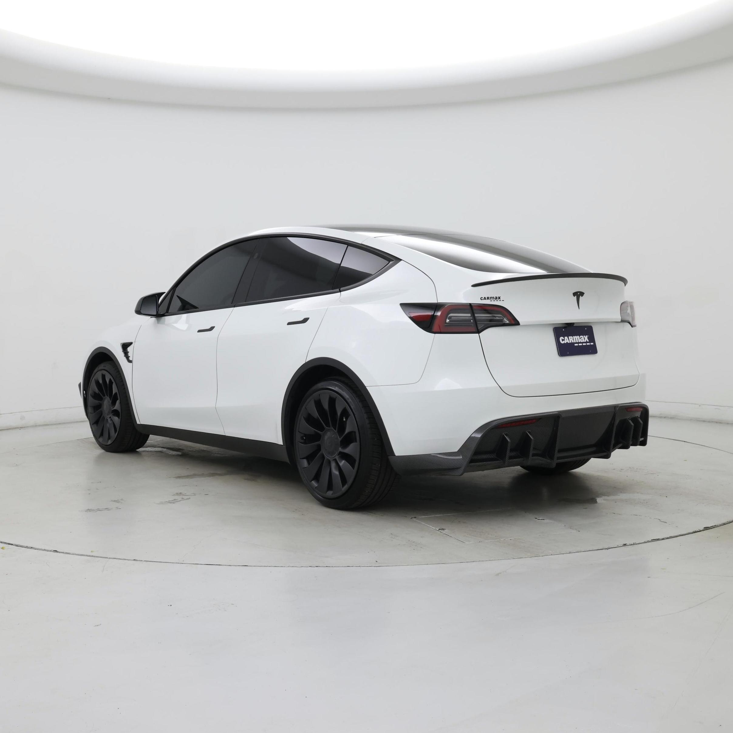 Thumbnail: 2025 Tesla Model Y - 2