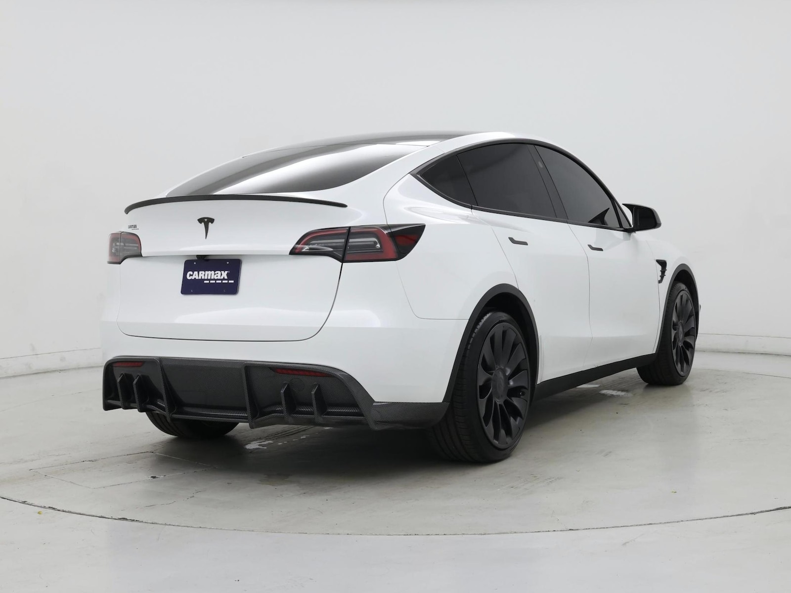 2025 Tesla Model Y Long Range - Photo 9
