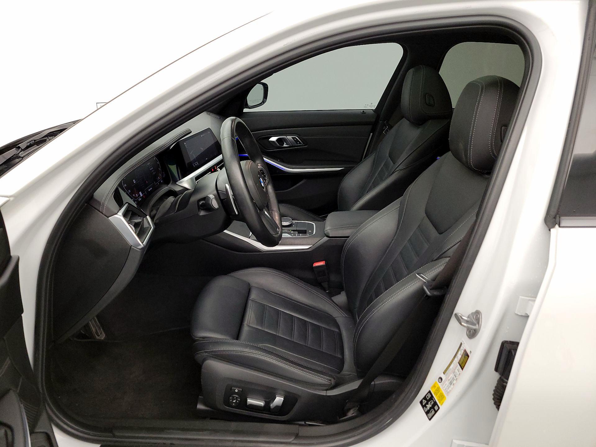 Thumbnail: 2020 BMW 3 Series - 11