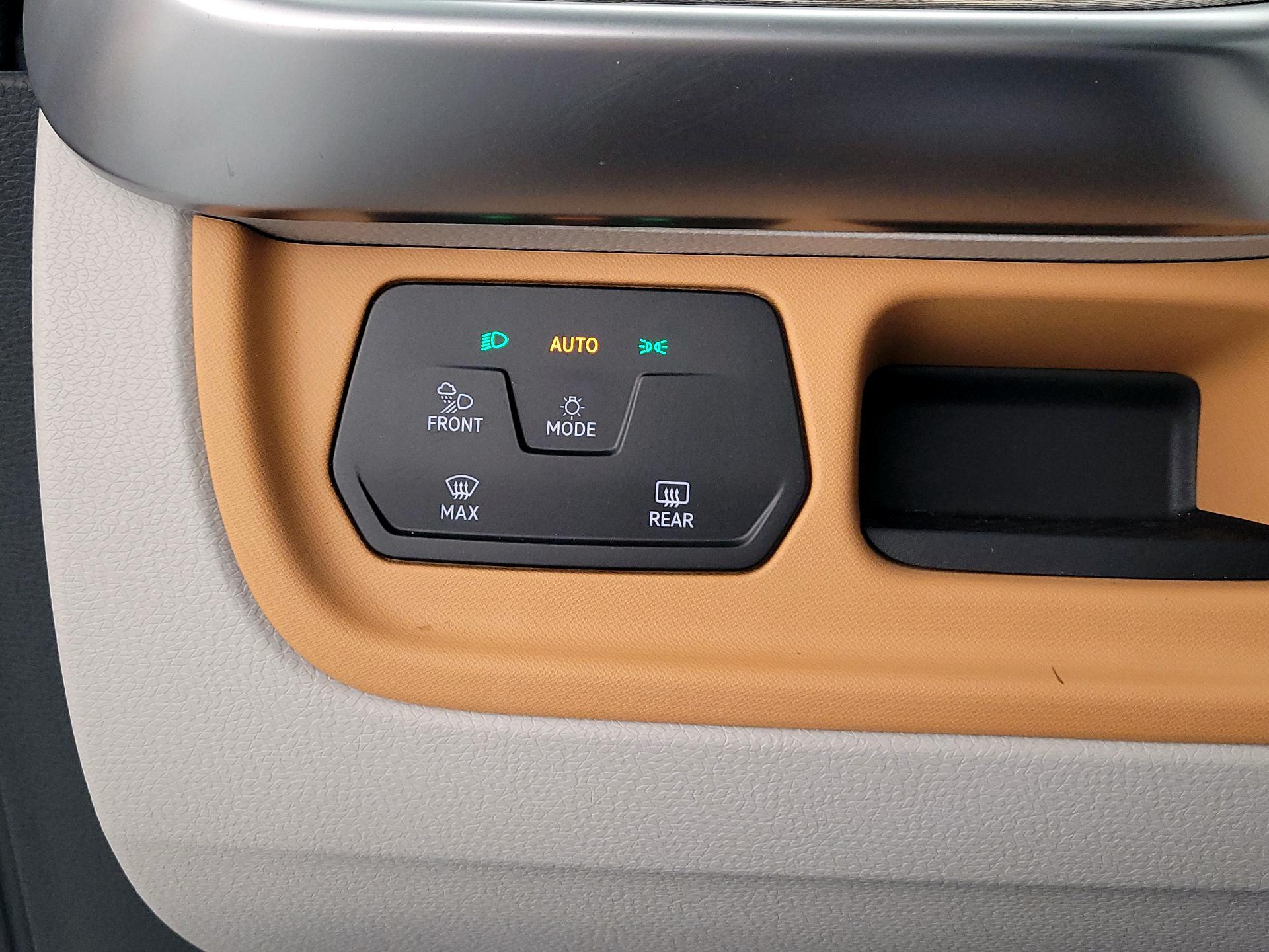 Thumbnail: 2025 Volkswagen ID.Buzz - 13