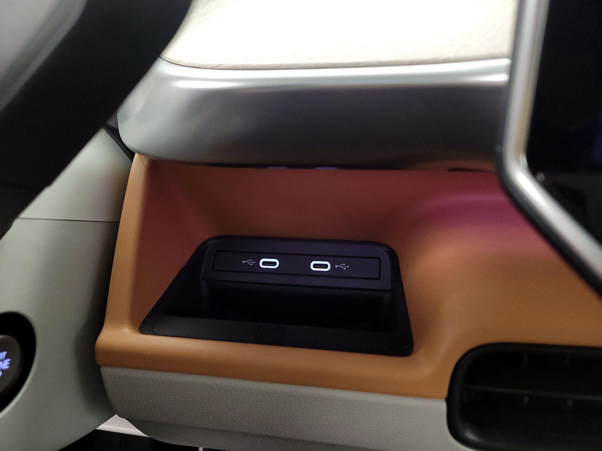 Thumbnail: 2025 Volkswagen ID.Buzz - 19