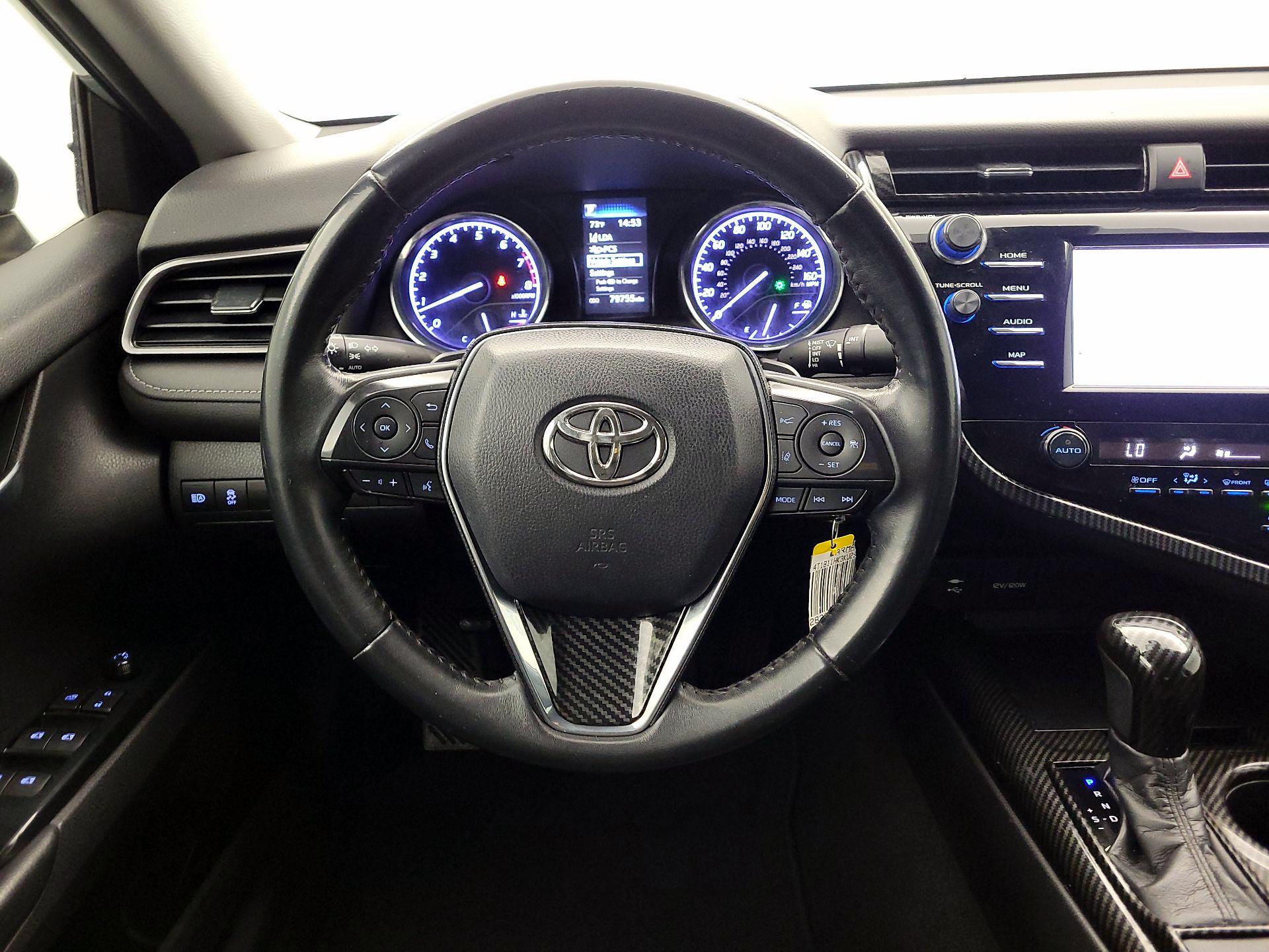 Thumbnail: 2019 Toyota Camry - 10