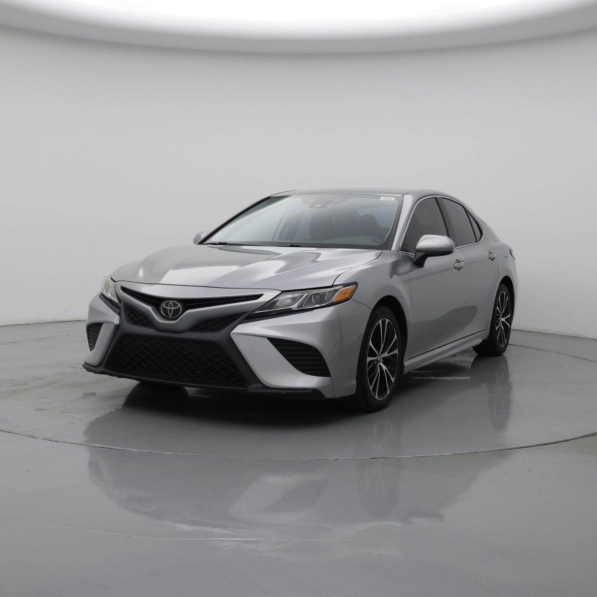 Thumbnail: 2019 Toyota Camry - 4