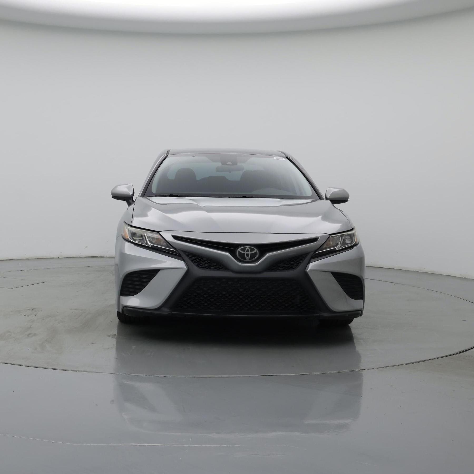 Thumbnail: 2019 Toyota Camry - 5