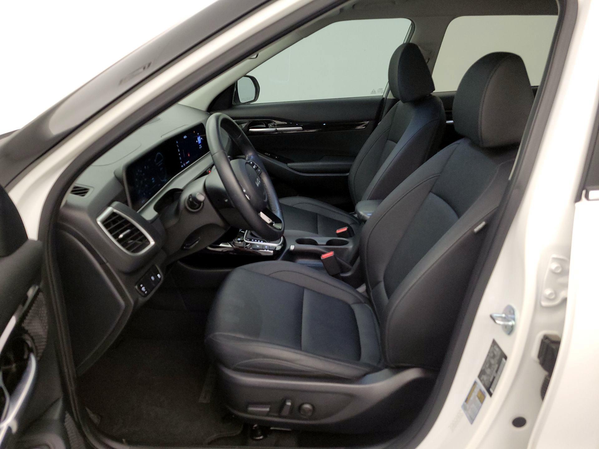 Thumbnail: 2024 Kia Seltos - 11