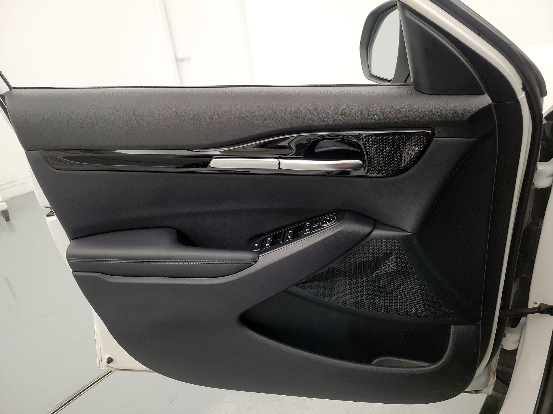 Thumbnail: 2024 Kia Seltos - 12