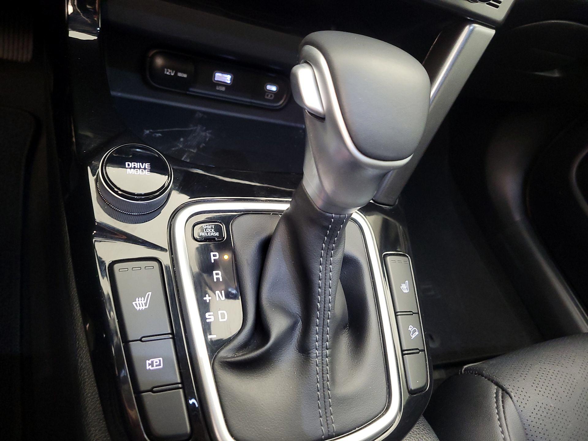 Thumbnail: 2024 Kia Seltos - 18