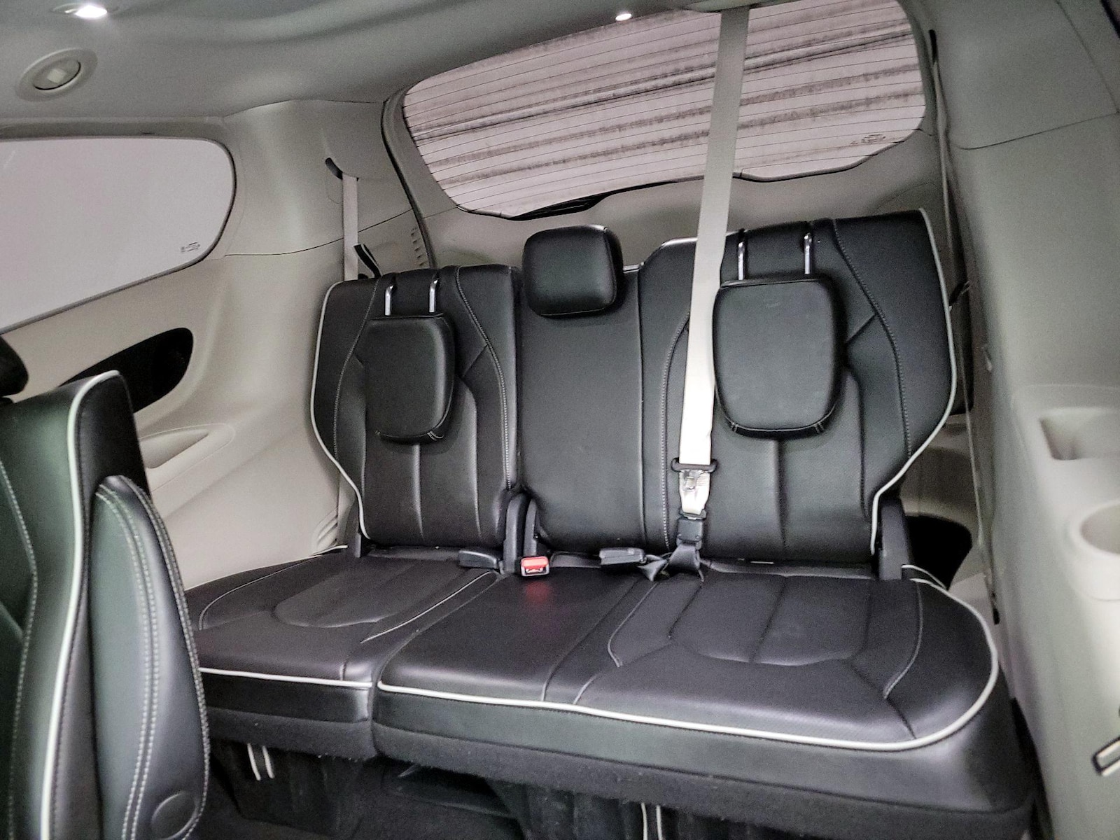 2022 Chrysler Pacifica Hybrid Limited - Photo 23