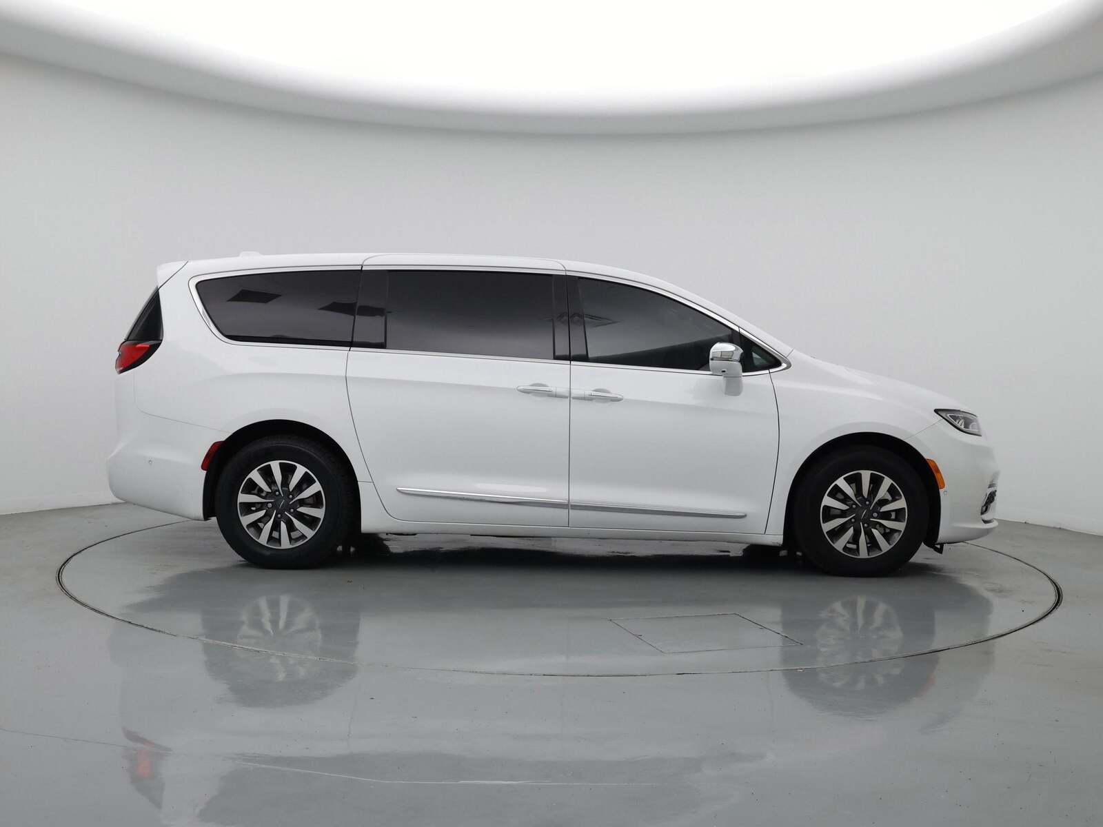 2022 Chrysler Pacifica Hybrid Limited - Photo 8