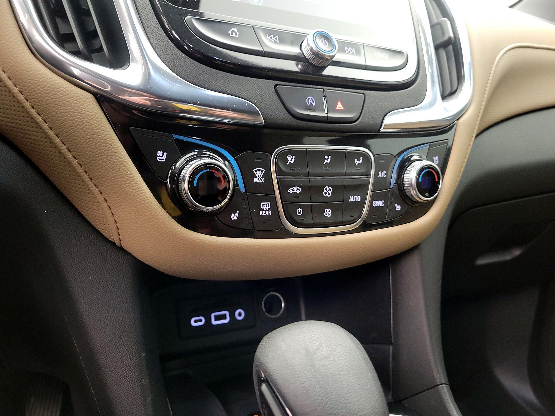 Thumbnail: 2022 Chevrolet Equinox - 16