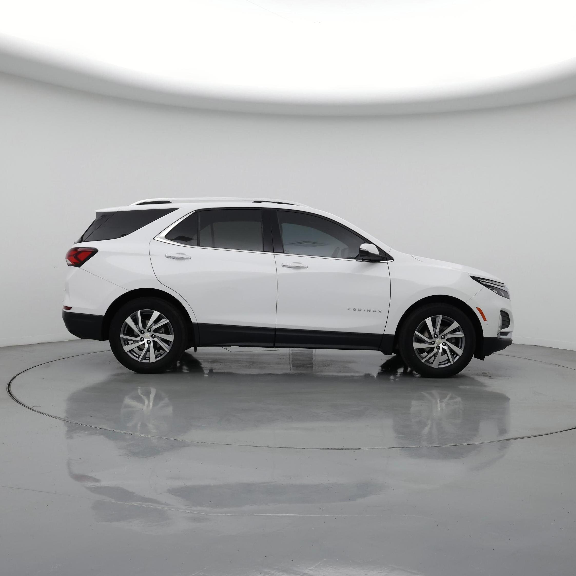 Thumbnail: 2022 Chevrolet Equinox - 7