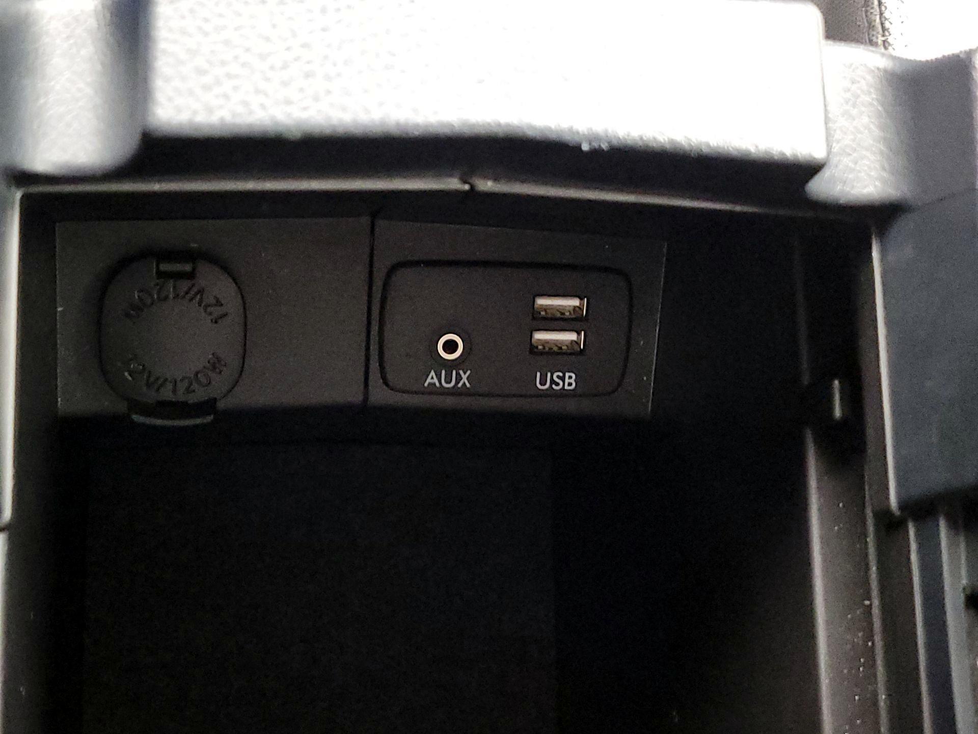 Thumbnail: 2018 Subaru Forester - 18