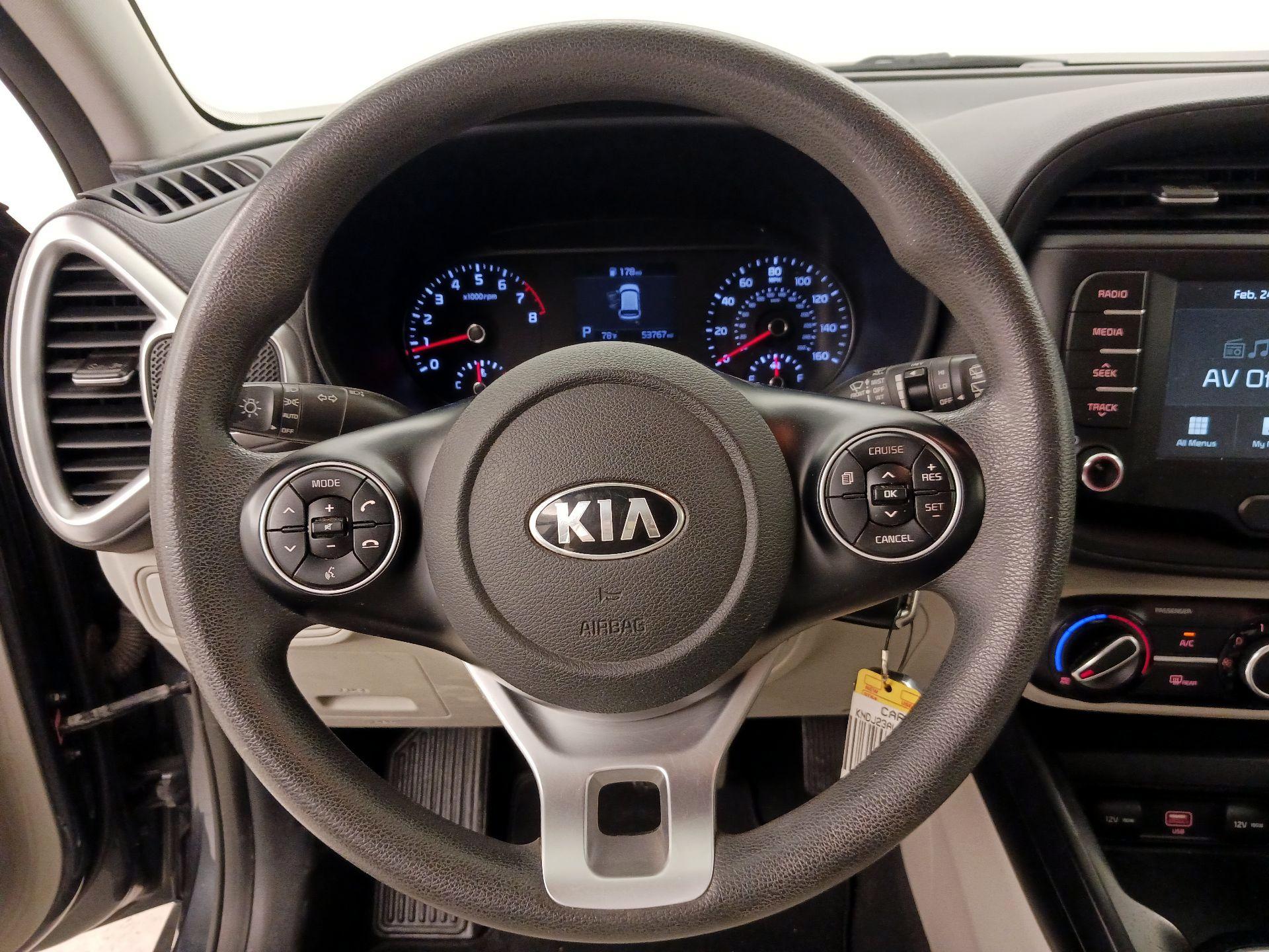 Thumbnail: 2021 Kia Soul - 10