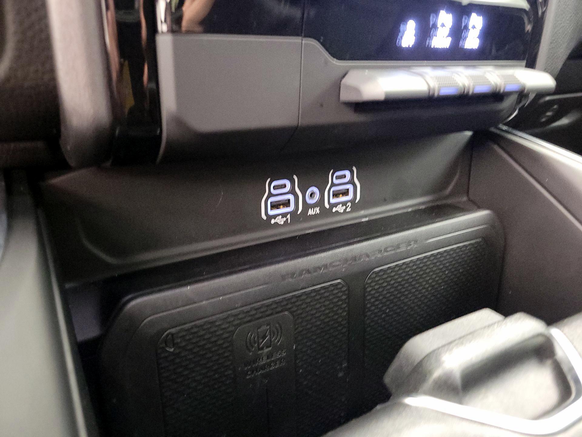 Thumbnail: 2025 RAM 1500 - 19