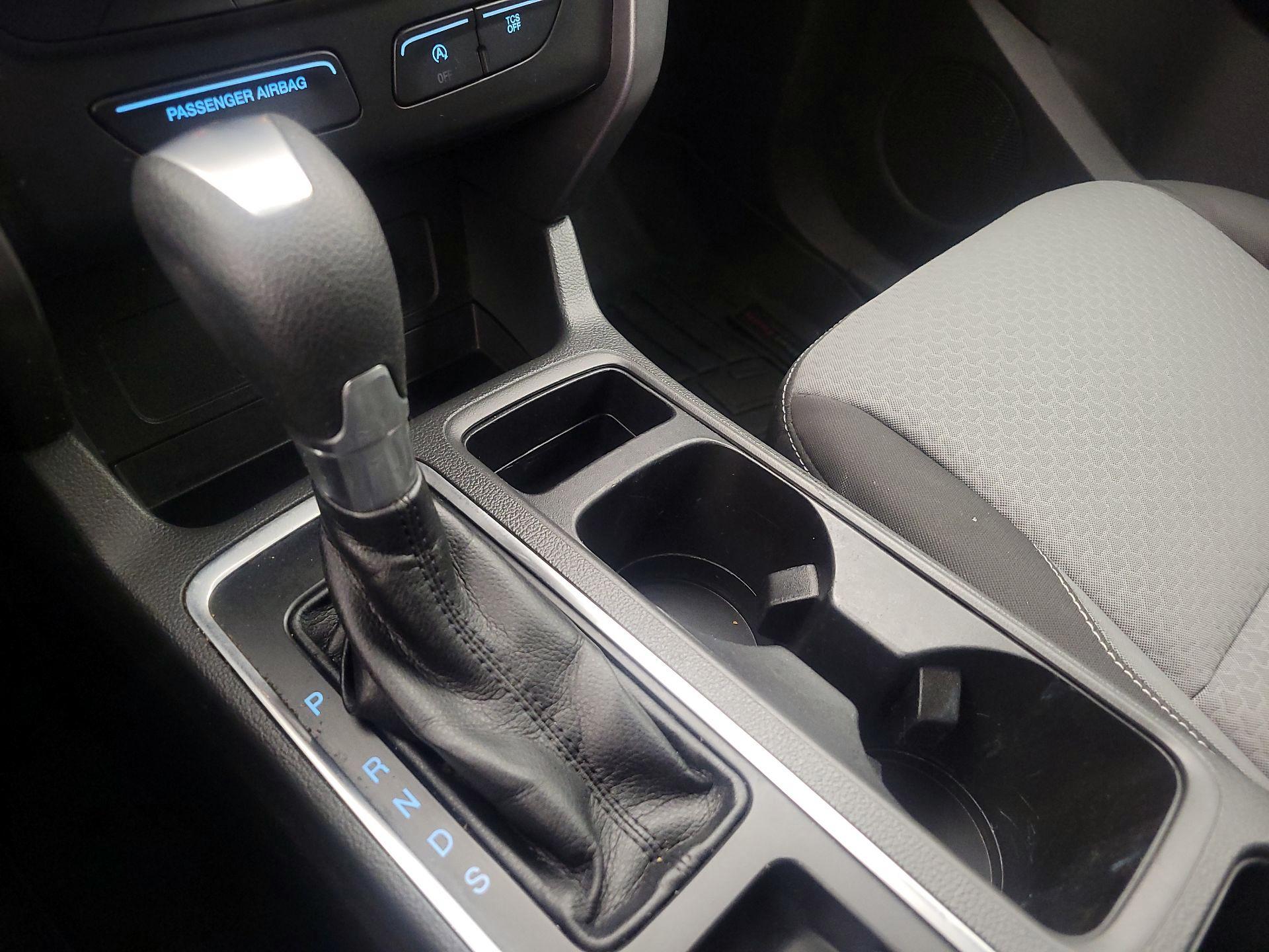 Thumbnail: 2017 Ford Escape - 17