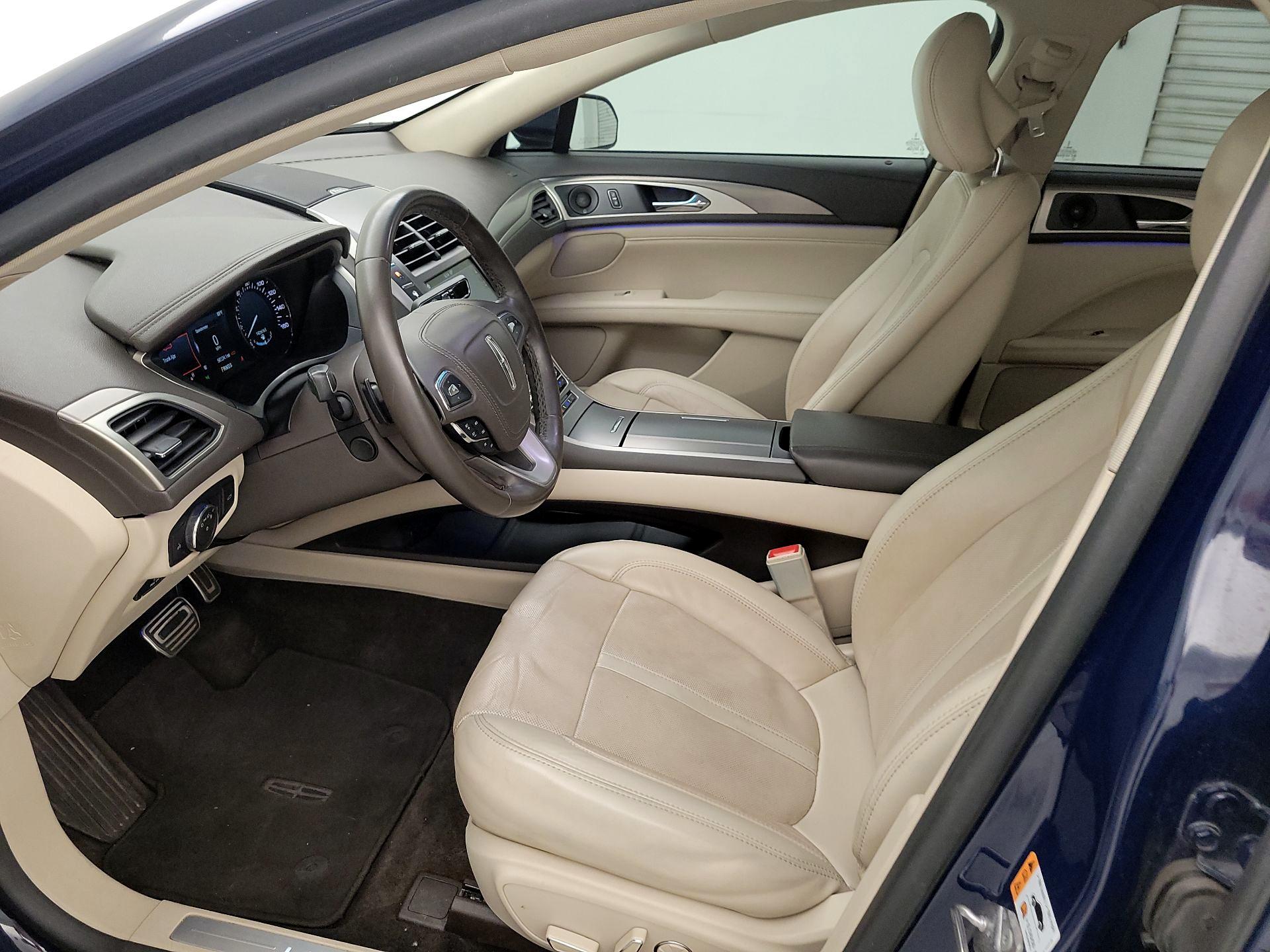 Thumbnail: 2018 Lincoln MKZ - 11