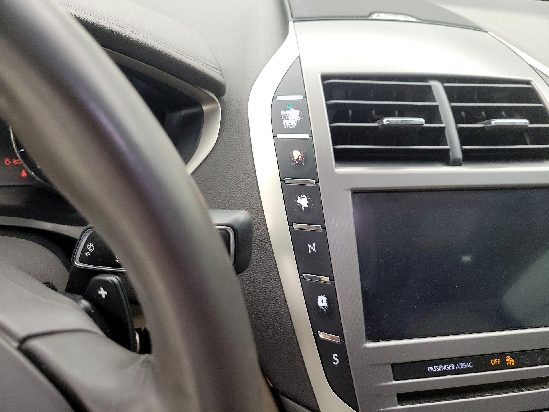 Thumbnail: 2018 Lincoln MKZ - 15