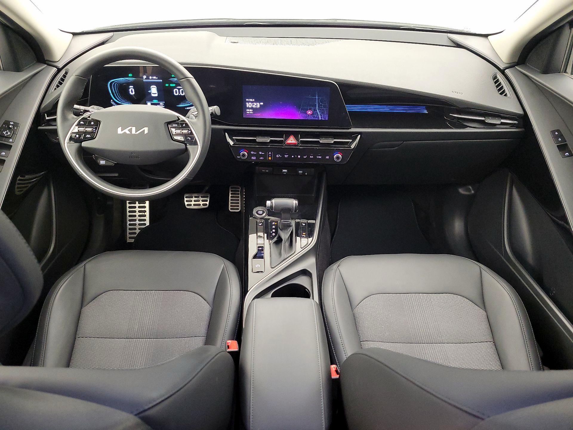 Thumbnail: 2023 Kia Niro - 9