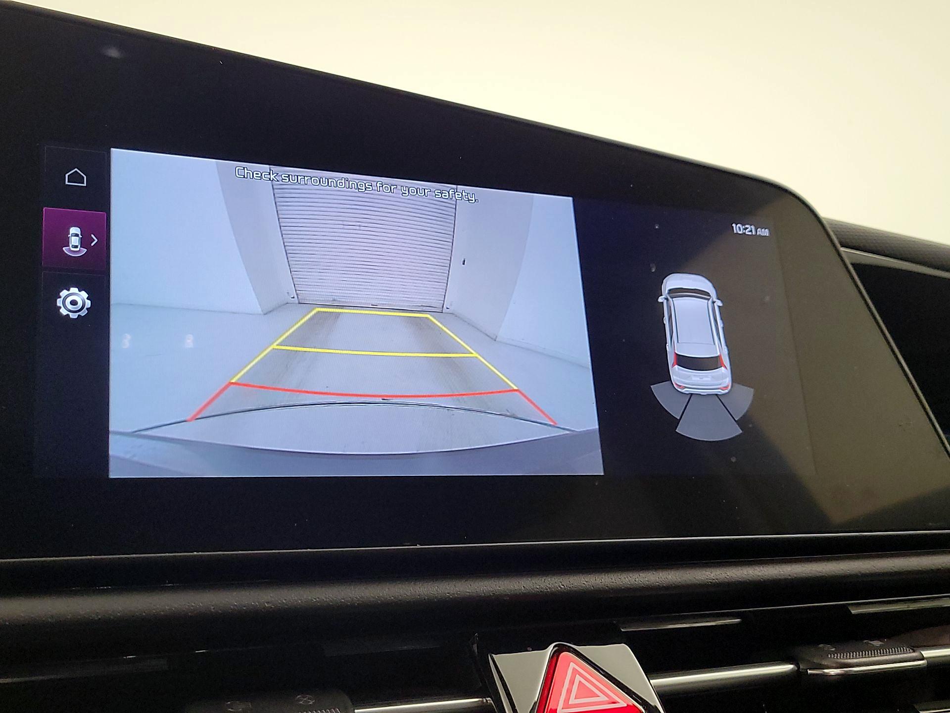 Thumbnail: 2023 Kia Niro - 13