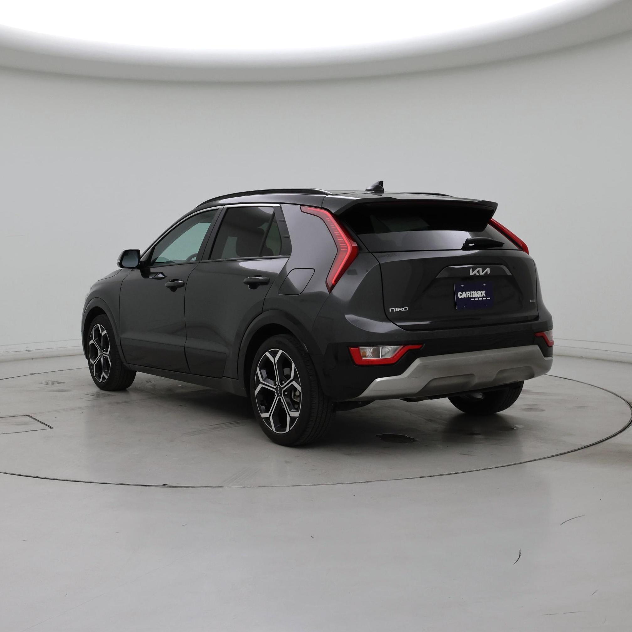 Thumbnail: 2023 Kia Niro - 2