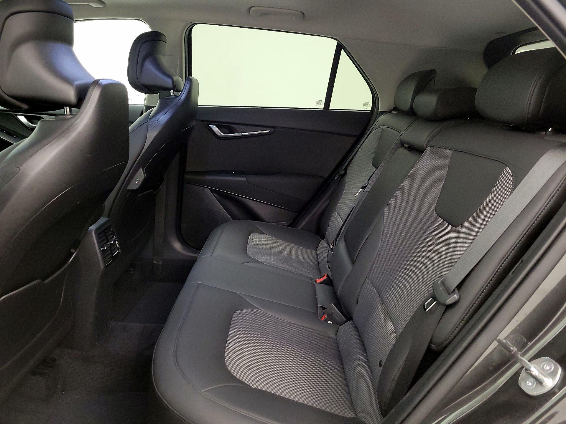 Thumbnail: 2023 Kia Niro - 19