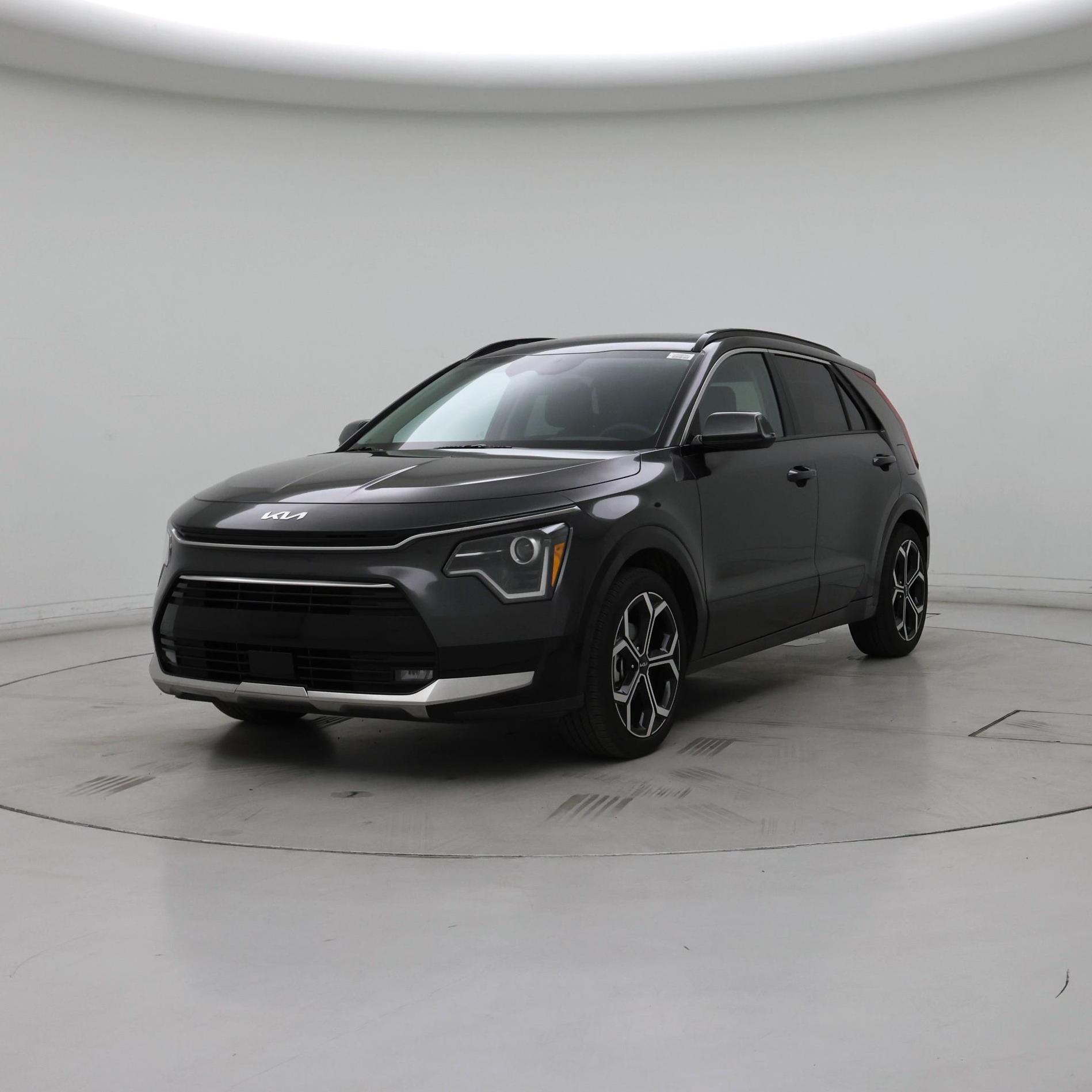 Thumbnail: 2023 Kia Niro - 4