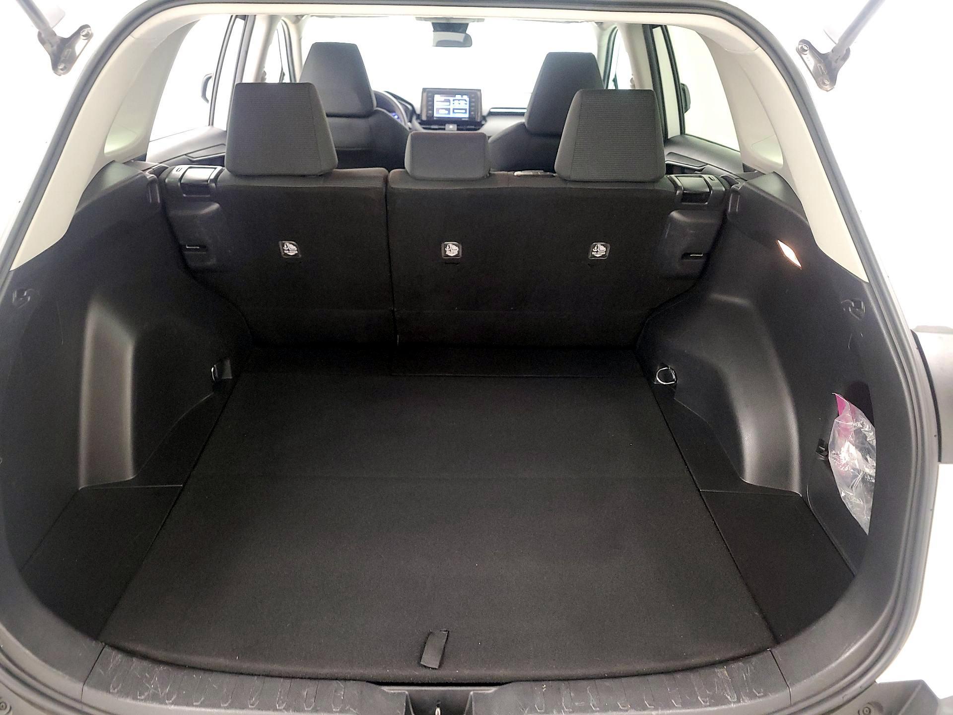 Thumbnail: 2021 Toyota RAV4 - 20